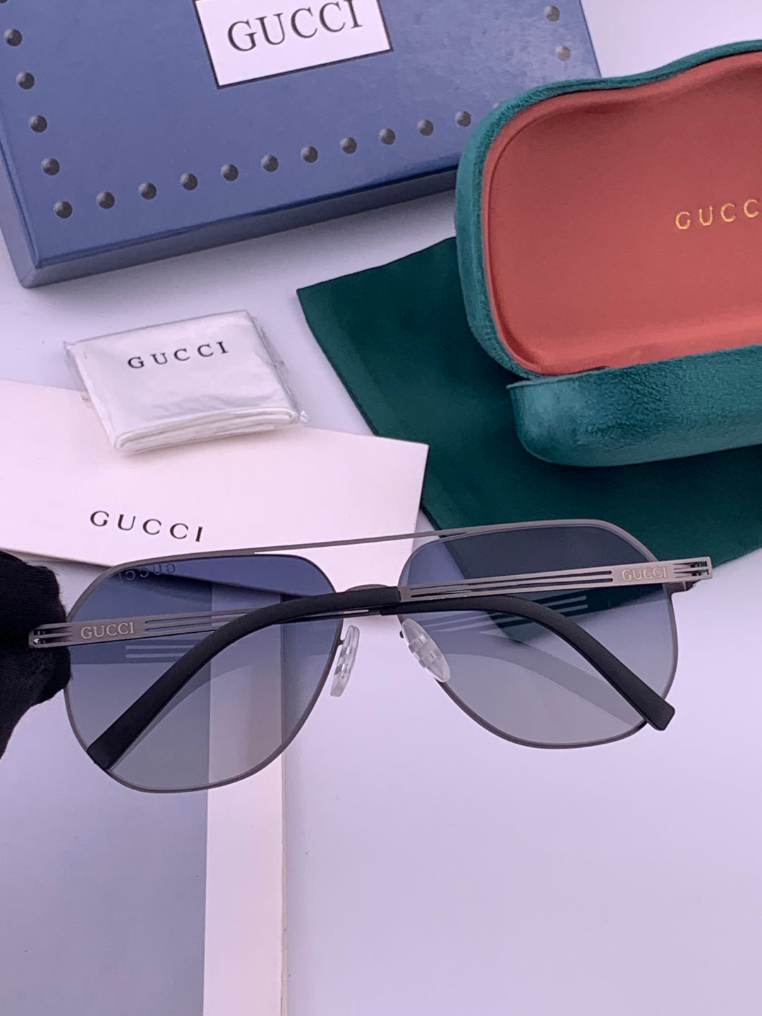 Gucci G911 Polarized Fashion Gold Lens Sunglasses for Men & Women - 448874 - detail image 7