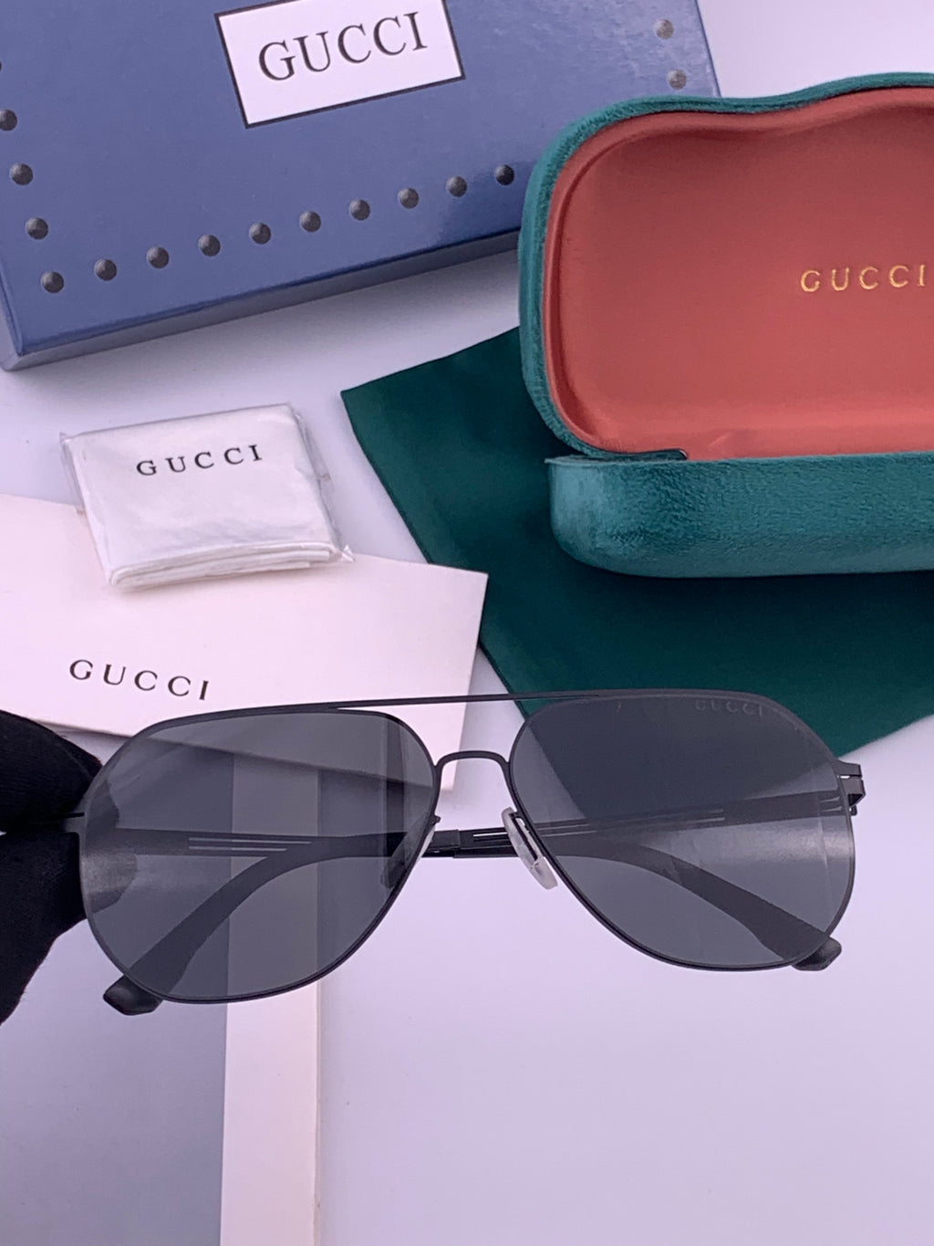 Gucci G911 Polarized Fashion Gold Lens Sunglasses for Men & Women