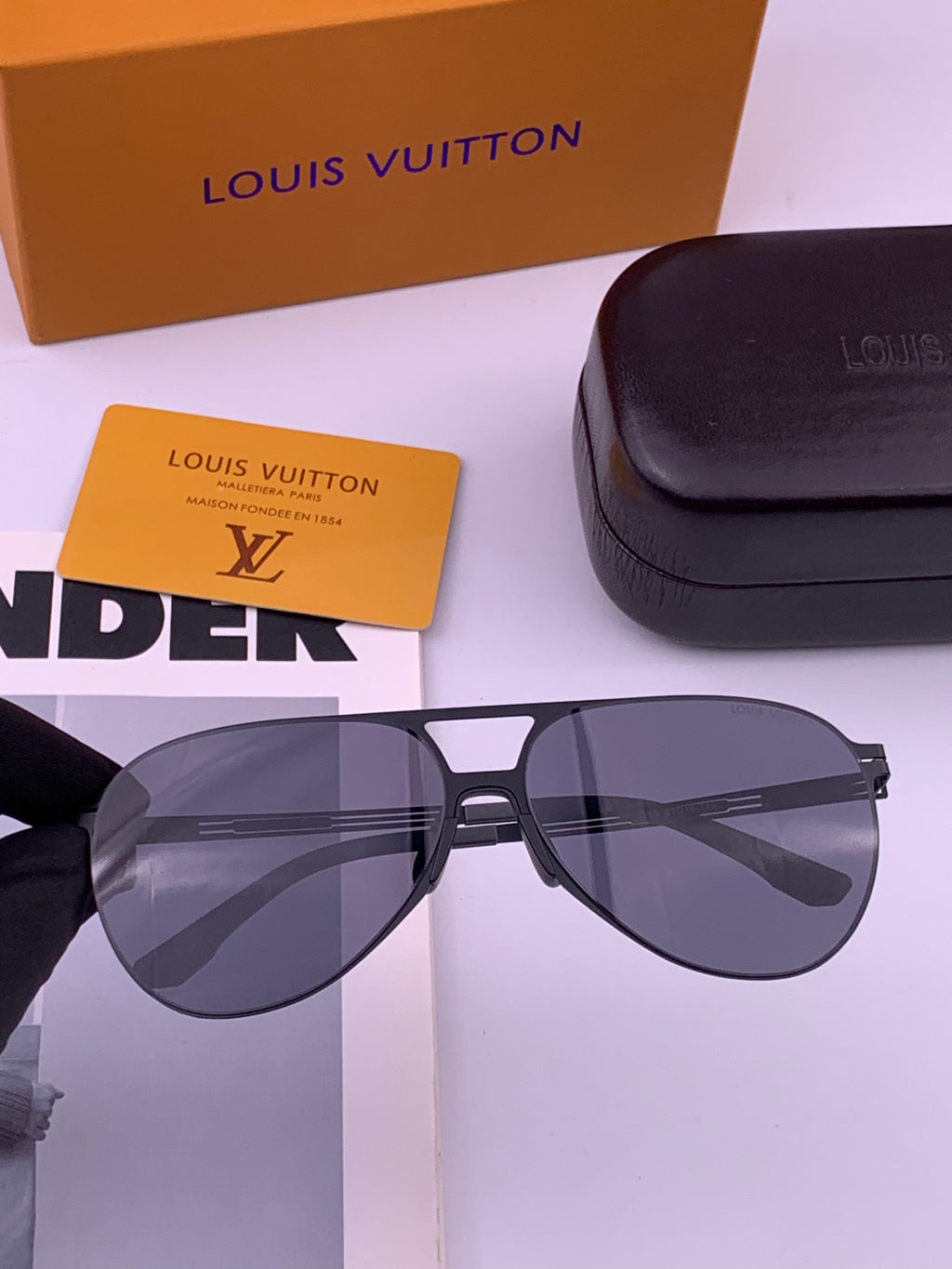Louis Vuitton L199 Fashion Gold Lens Sunglasses for Men & Women - 448498