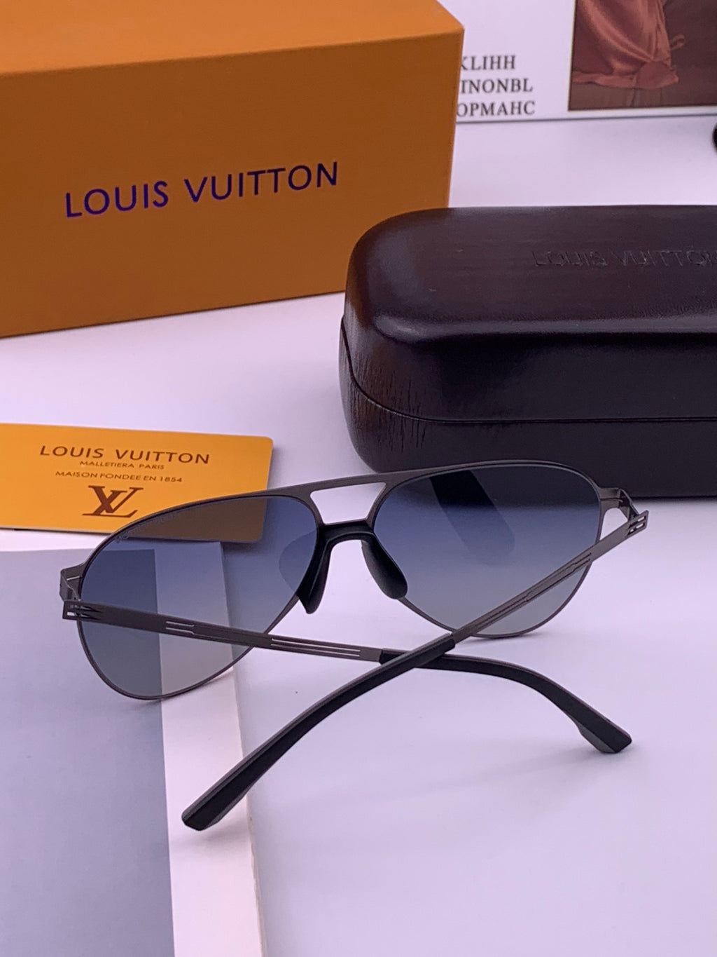 Louis Vuitton L199 Fashion Gold Lens Sunglasses for Men & Women - detail image 5