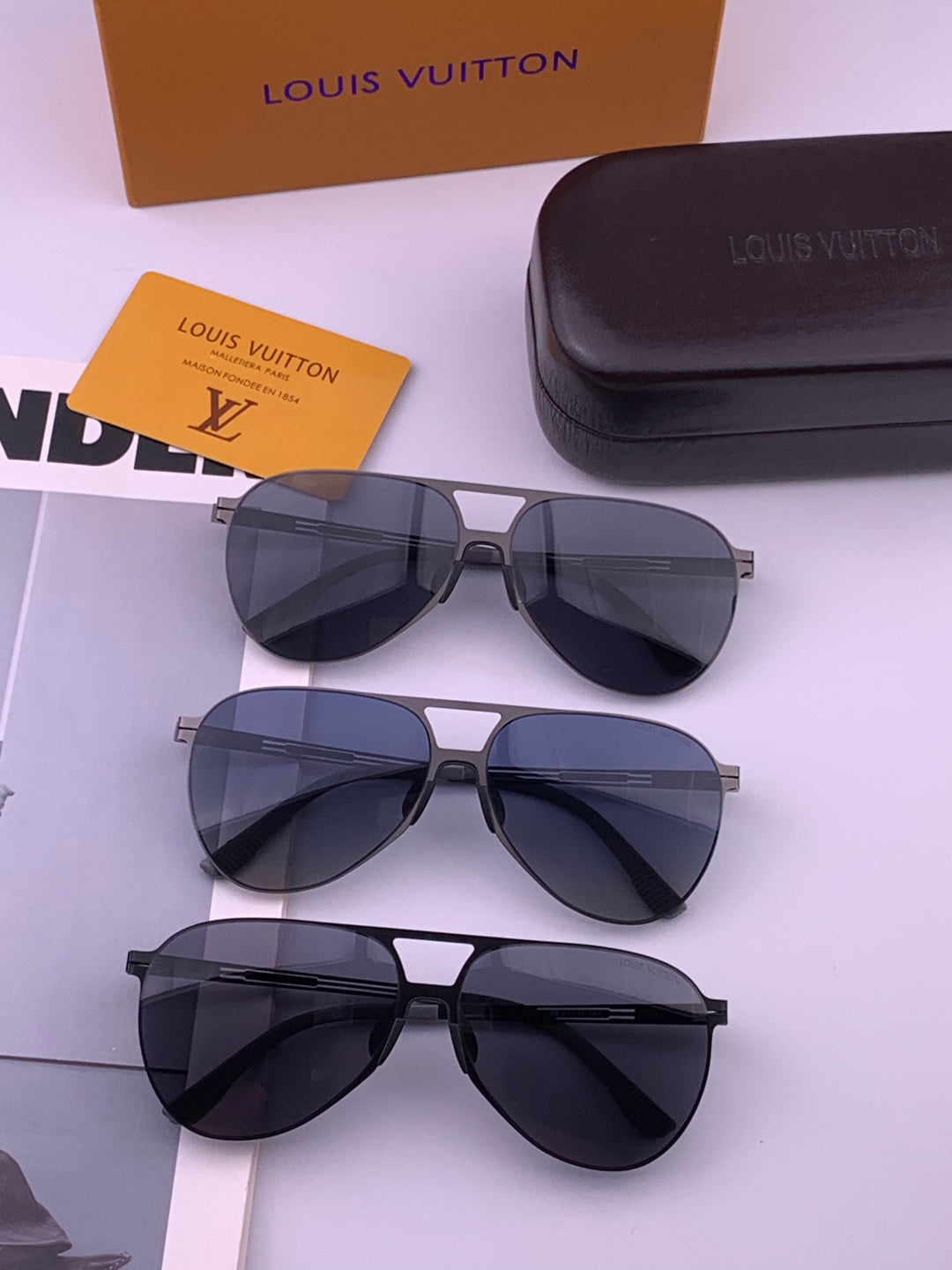 Louis Vuitton L199 Fashion Gold Lens Sunglasses for Men & Women - detail image 7