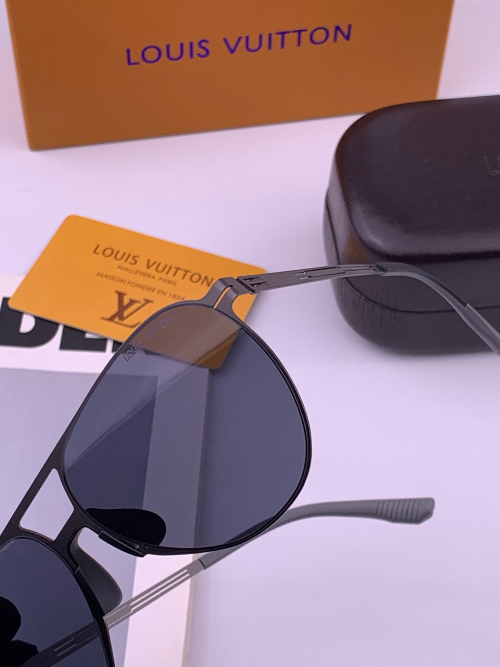 Louis Vuitton L199 Fashion Black Lens Sunglasses for Men & Women - detail image 3