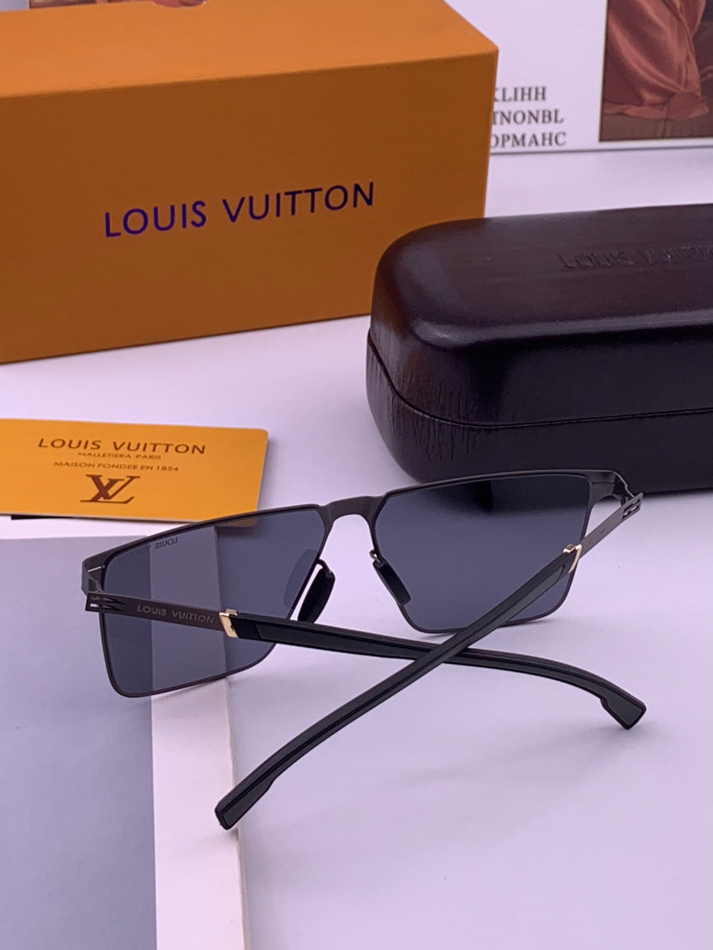 Louis Vuitton L616 Fashion Gold Lens Sunglasses for Men & Women - 448501 - detail image 5