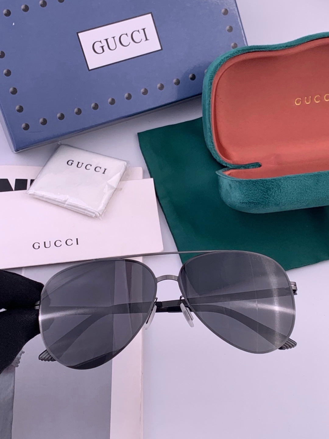 Gucci G4514 Fashion Black Lens Sunglasses for Men & Women - 448876 - detail image 3