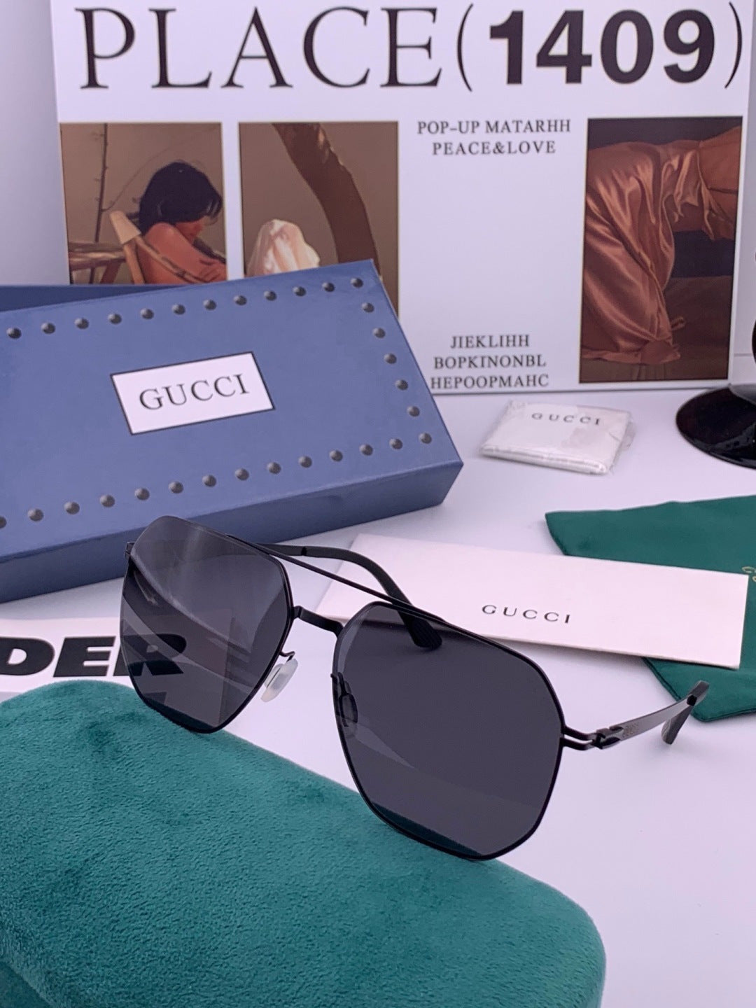 Gucci G4514 Fashion Black Lens Sunglasses for Men & Women