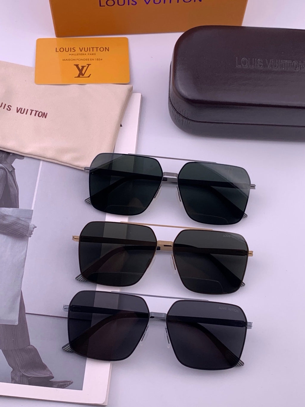Gucci G2514 Fashion Black Lens Sunglasses for Men & Women - detail image 8