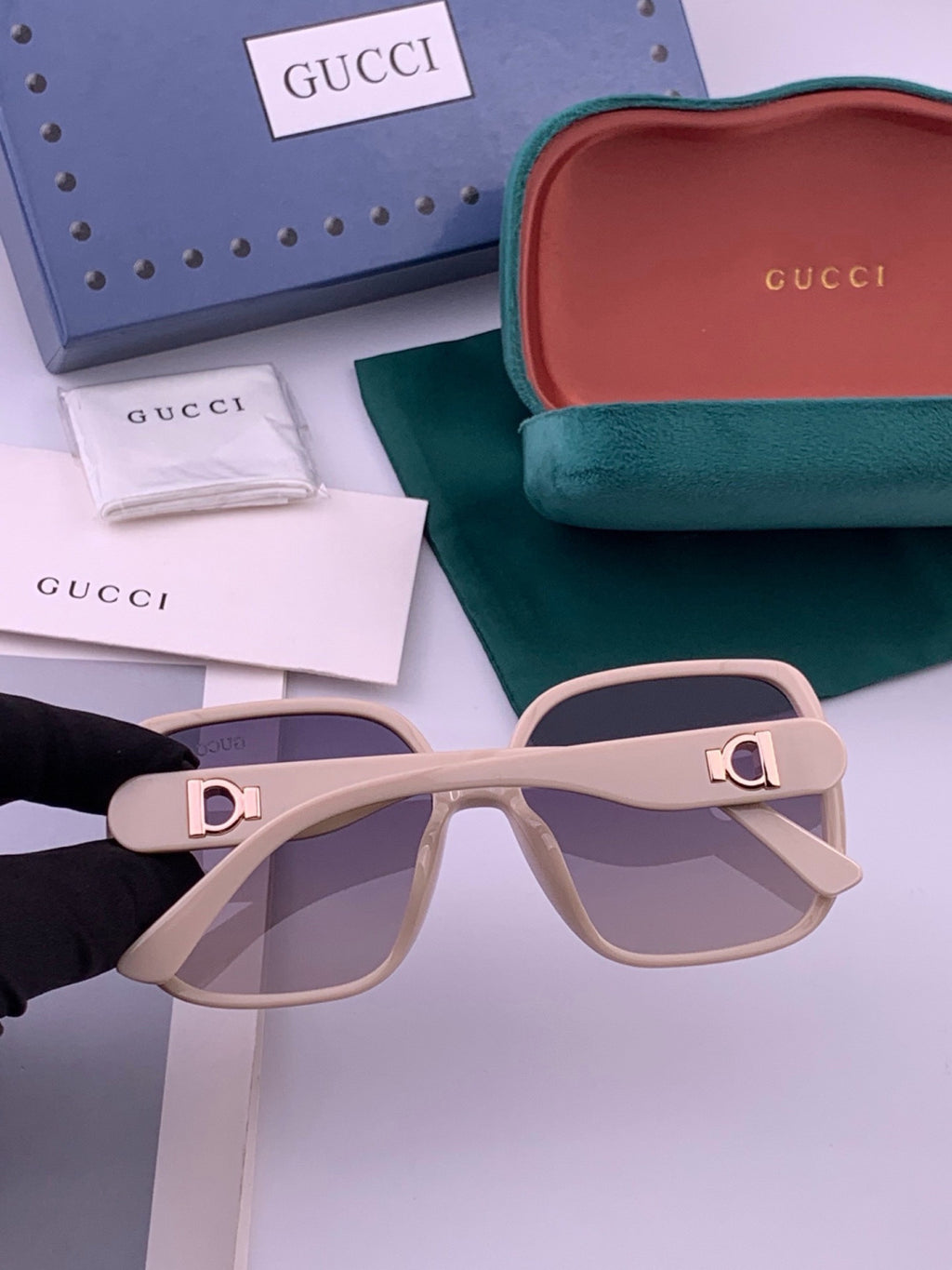 Gucci G0388 Round Red Lens Sunglasses for Men & Women - 448881 - detail image 7