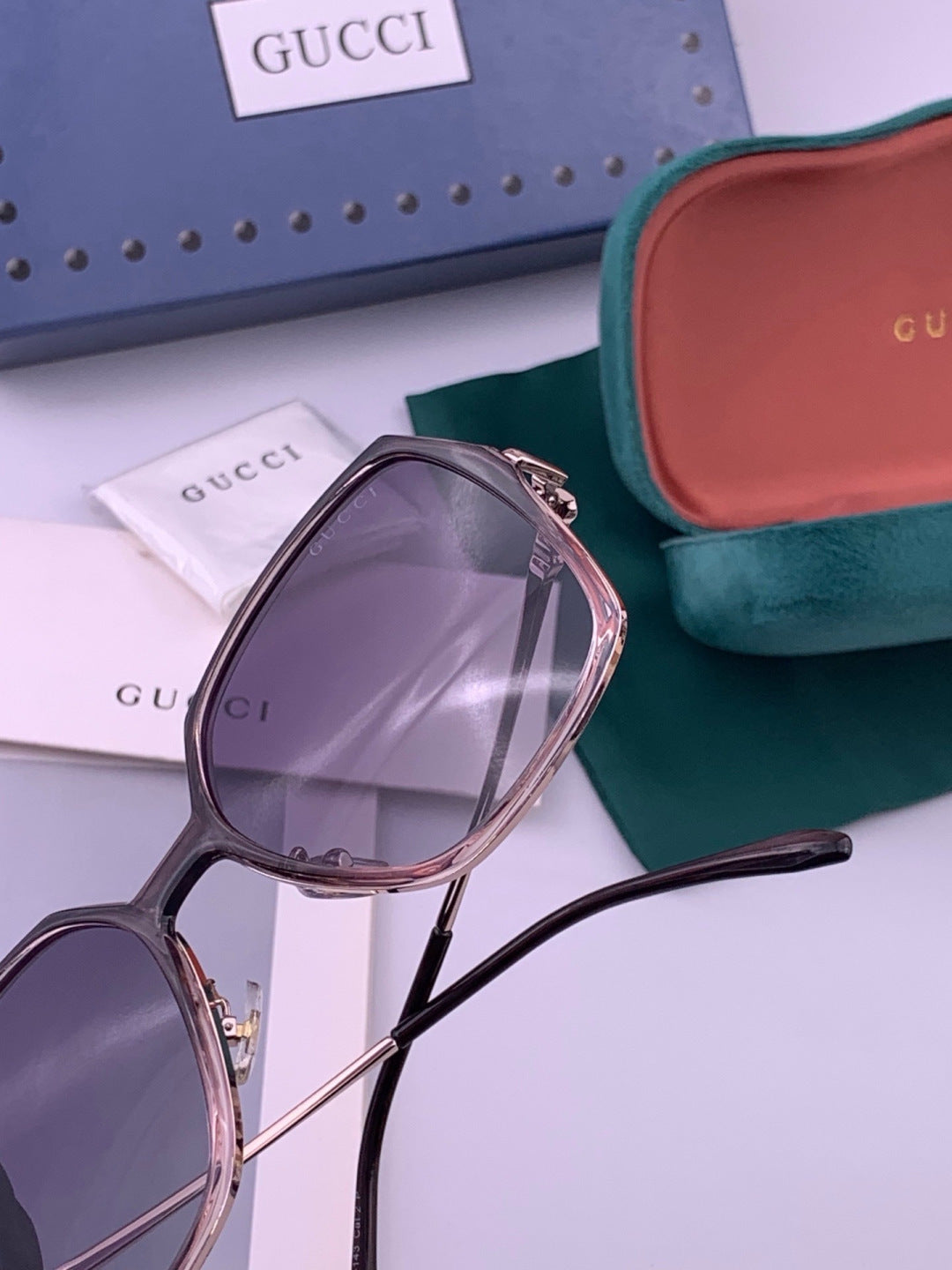 Gucci G6640 Polarized Round Red Lens Sunglasses for Women - 448883 - detail image 4