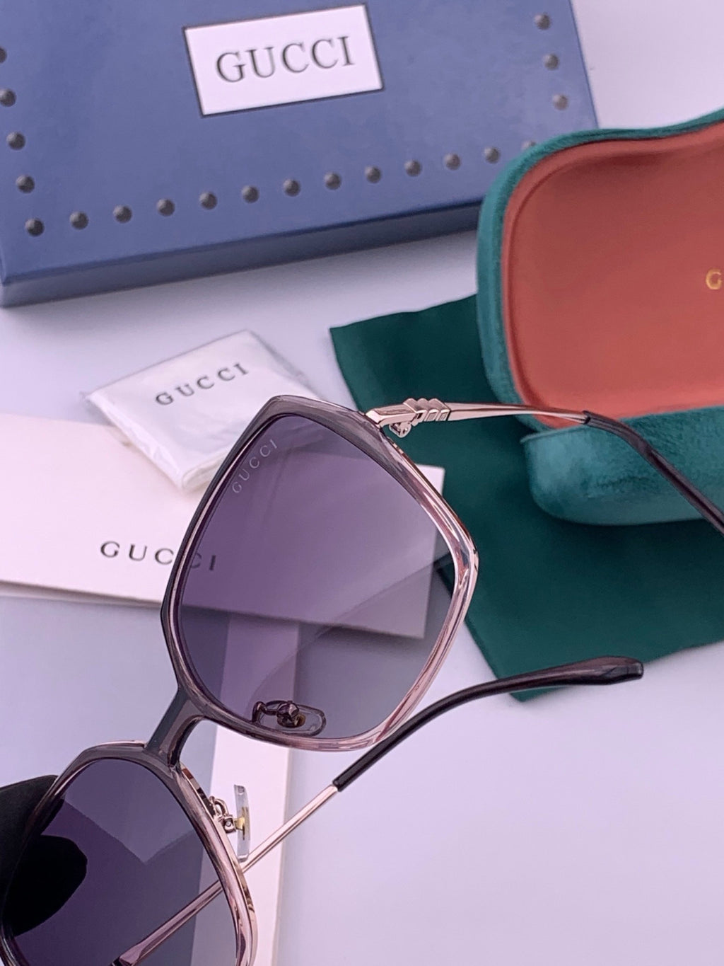 Gucci G6640 Polarized Round Red Lens Sunglasses for Women - 448883 - detail image 3