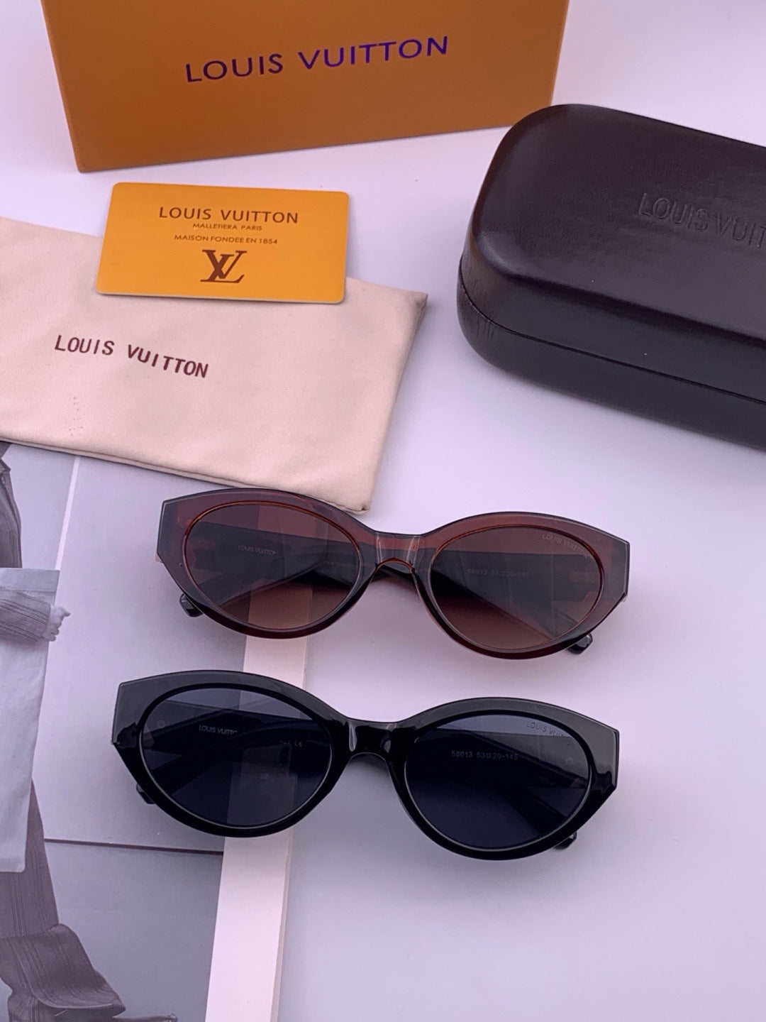 Louis Vuitton L15803 Square Black Lens Sunglasses for Women - 448505 - detail image 5
