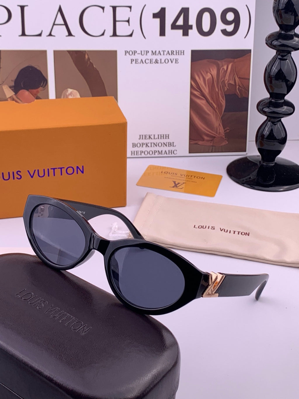 Louis Vuitton L15803 Square Black Lens Sunglasses for Women - 448505 - detail image 2