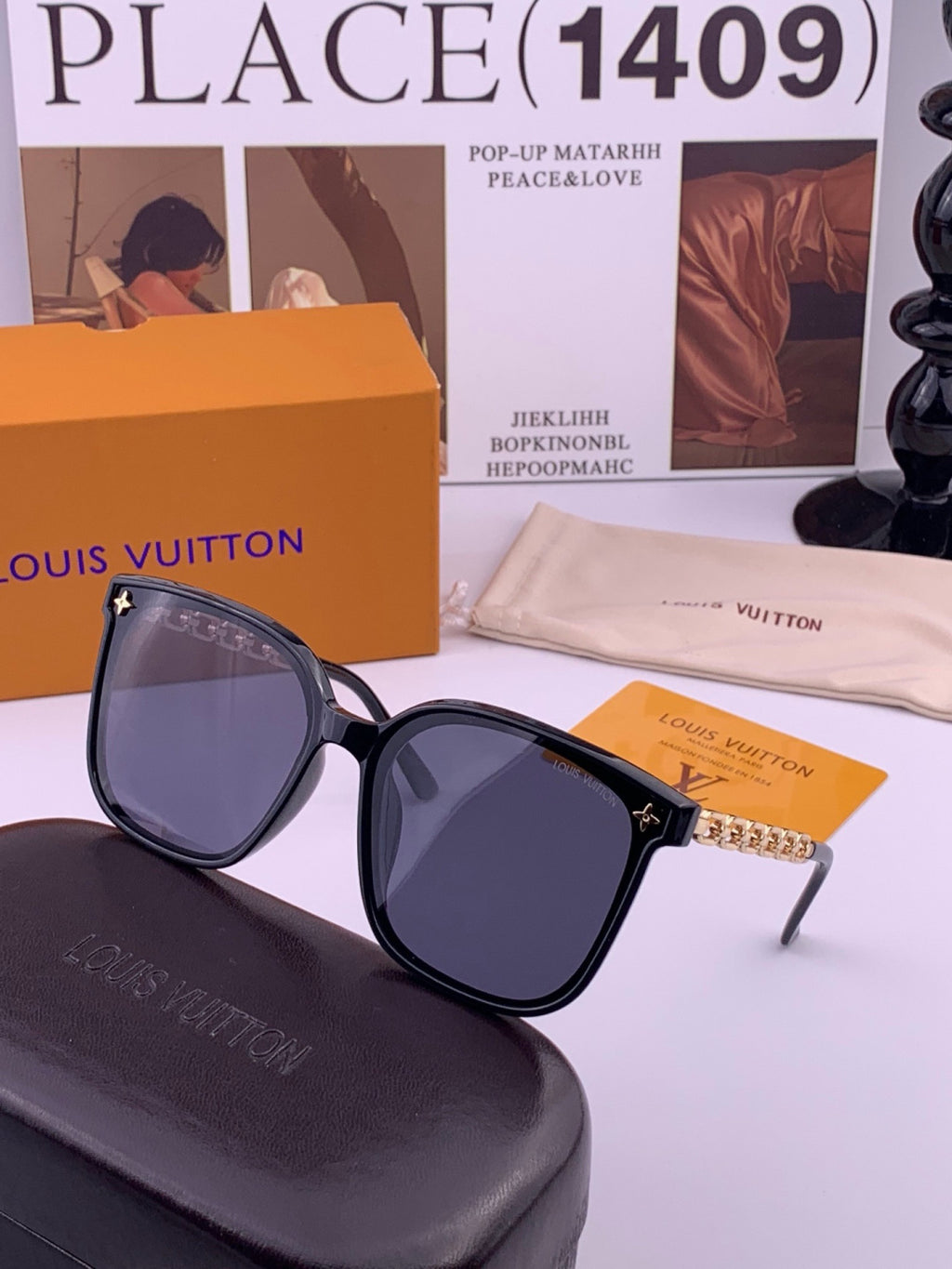 Louis Vuitton L8233 Oversized Gold Lens Sunglasses for Men & Women - detail image 2