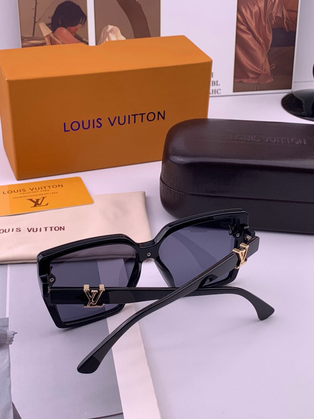 Louis Vuitton L57002 Oversized Black Lens Sunglasses for Men & Women - 448496 - detail image 7