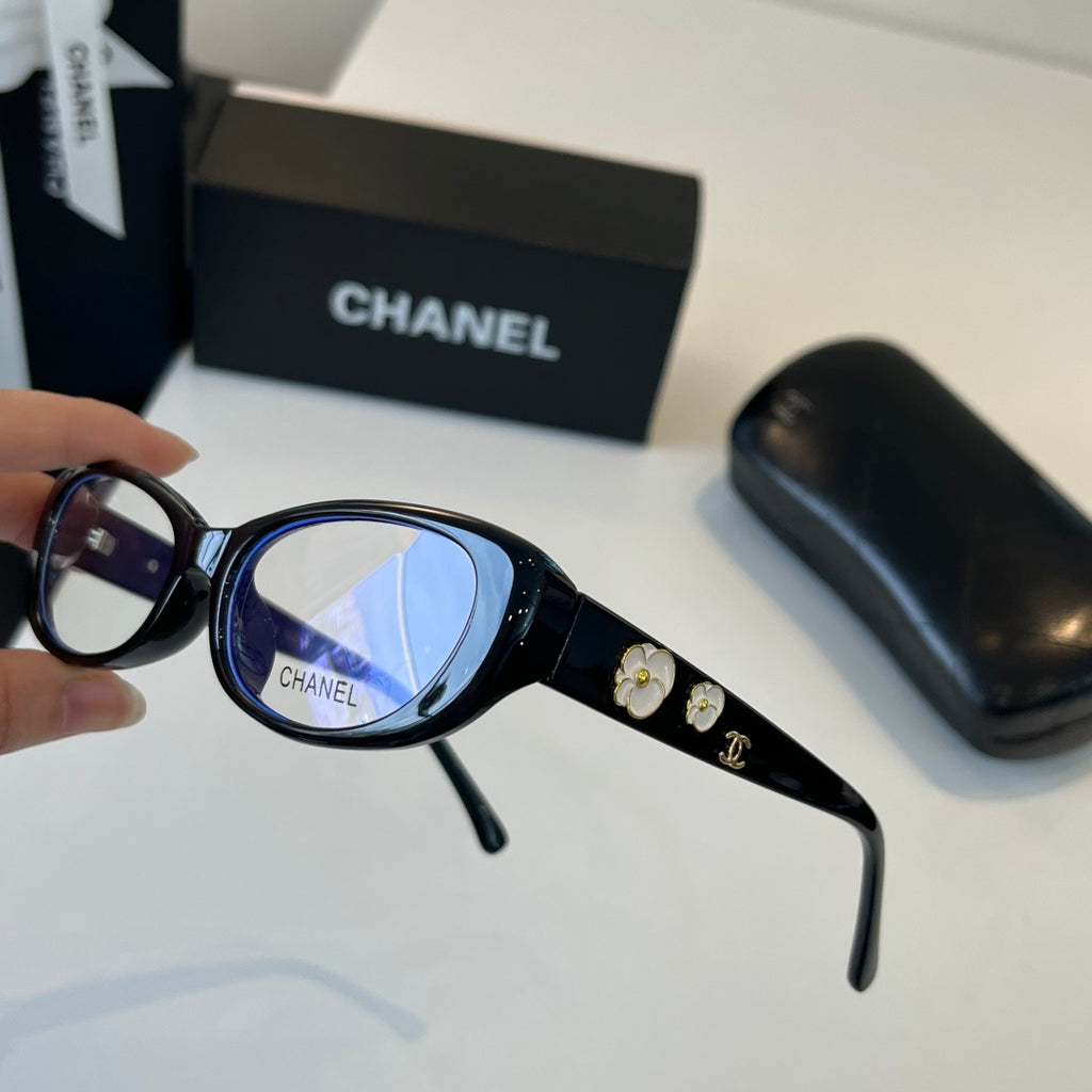 Chanel Fashion Silver Lens Sunglasses for Men & Women - 448944 - detail image 4