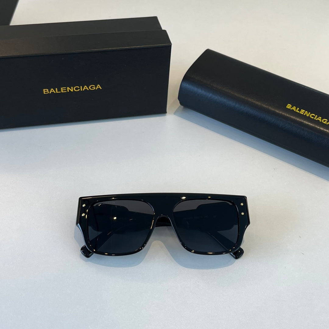Balenciaga Rectangular Black Lens Sunglasses for Men & Women - 449655 - detail image 9