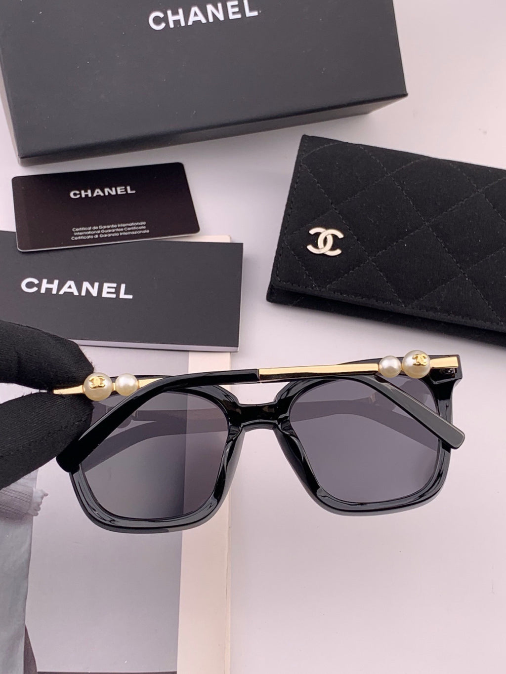 Chanel CH4231 Oversized Black Lens Sunglasses for Men & Women - 448969 - detail image 3