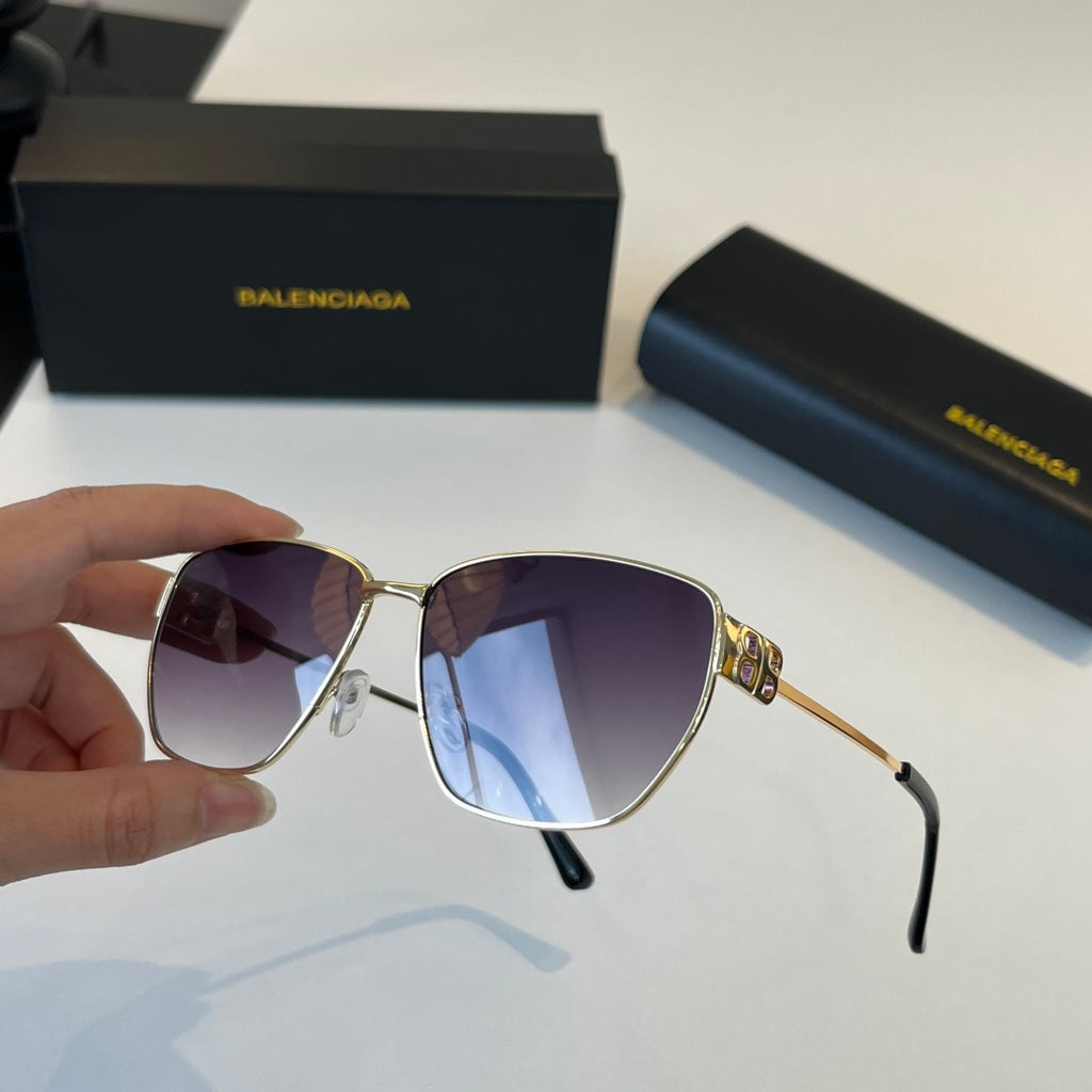 Balenciaga Rectangular Silver Lens Sunglasses for Men & Women - 449656 - detail image 4