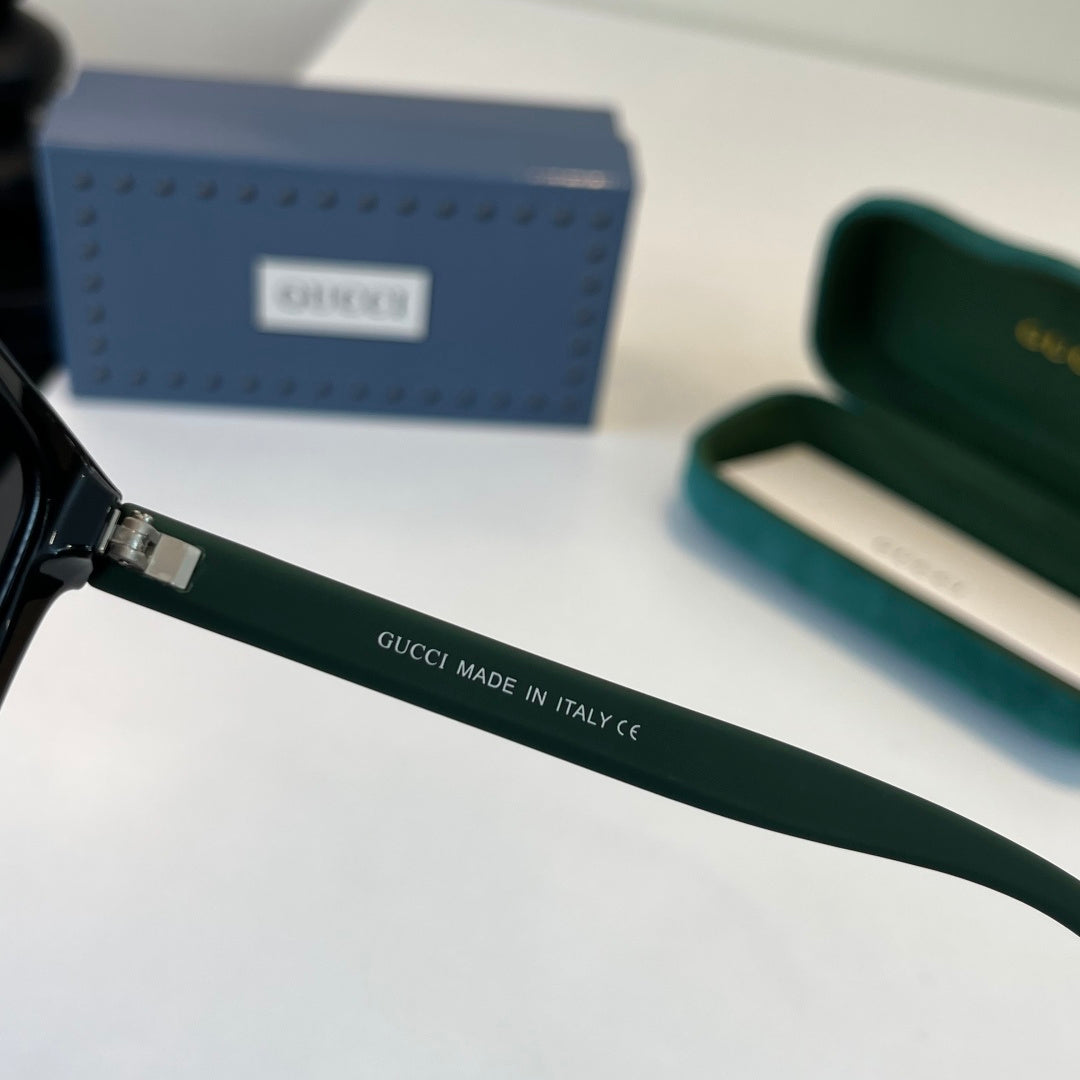 Gucci Fashion Black Lens Sunglasses for Men & Women - 448771 - detail image 5