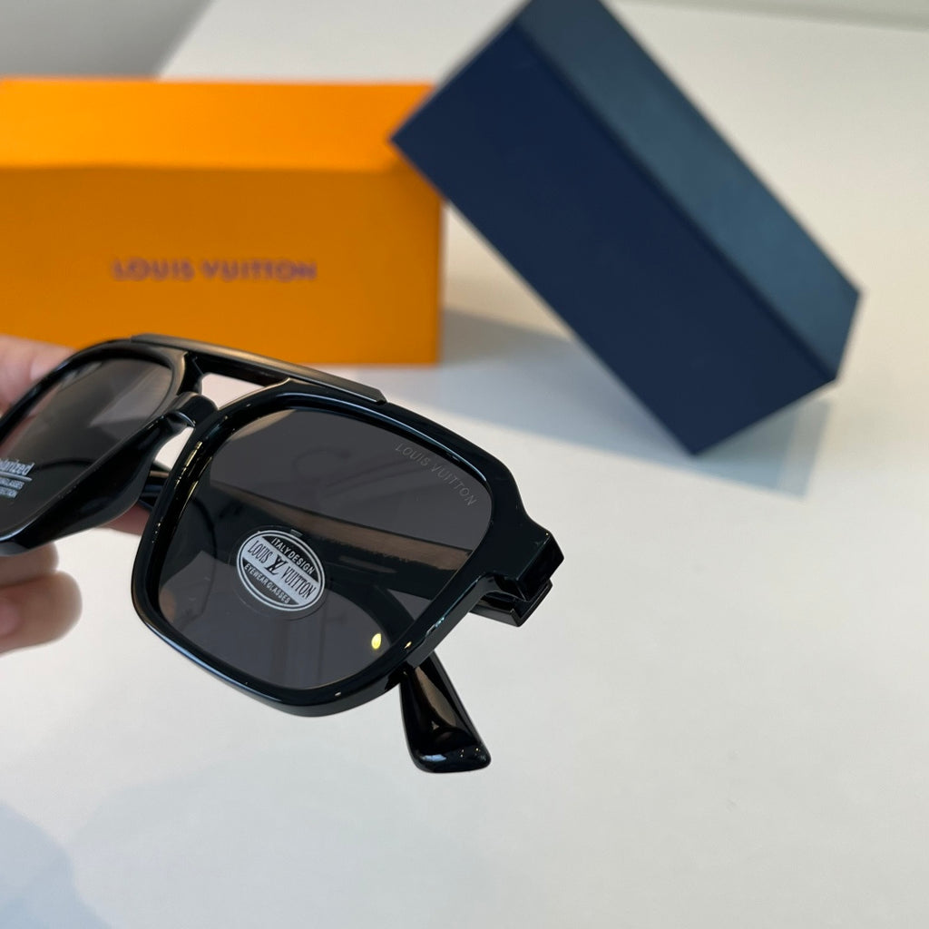 Louis Vuitton Fashion Black Lens Sunglasses for Men & Women - 448550 - detail image 9
