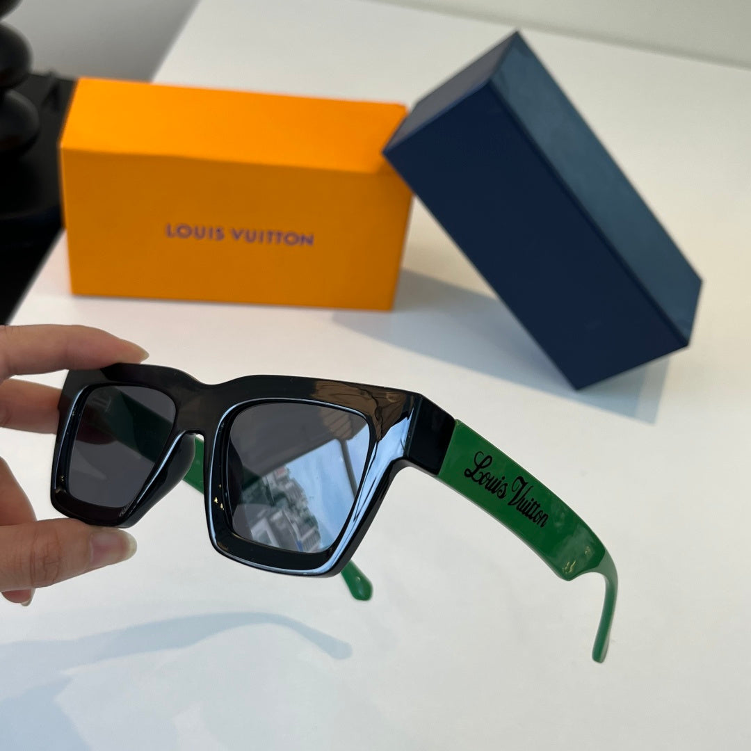Louis Vuitton Metal Fashion Black Lens Sunglasses for Men & Women - 448551 - detail image 4