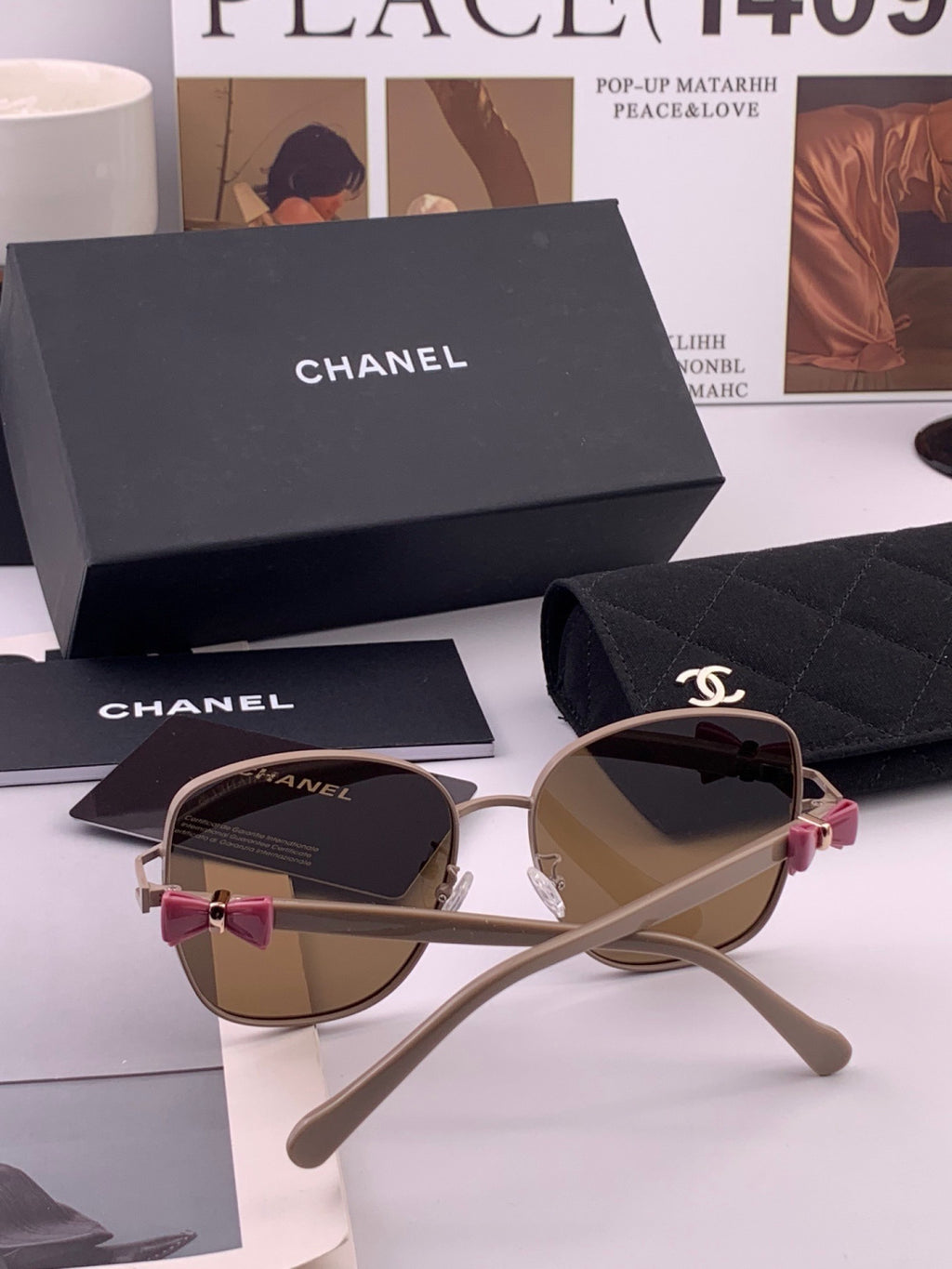 Chanel CH4759 Fashion Black Lens Sunglasses for Men & Women - 448972 - detail image 5