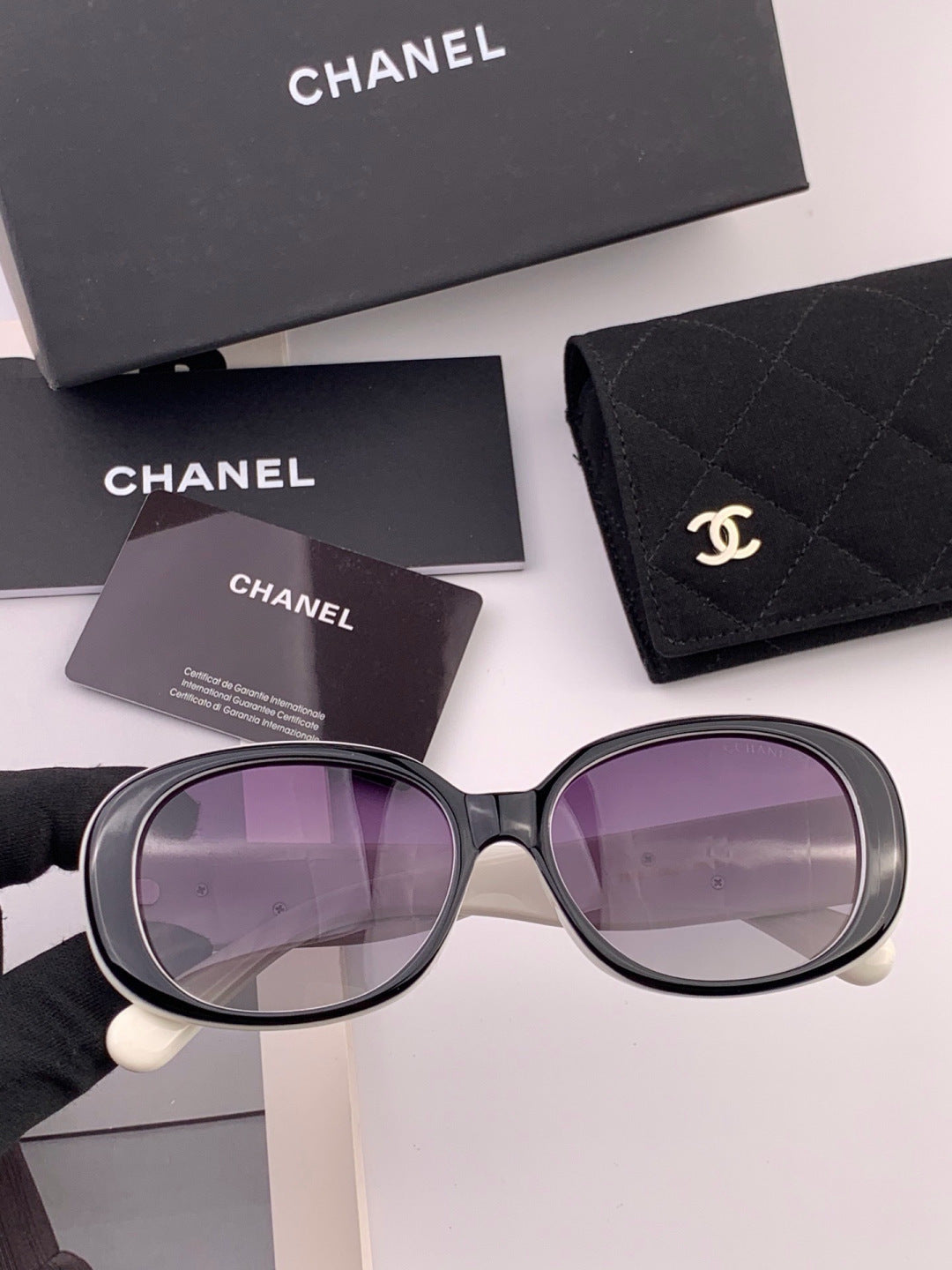 Chanel CH2788 Polarized Round Gold Lens Sunglasses for Men & Women - 448978 - detail image 3