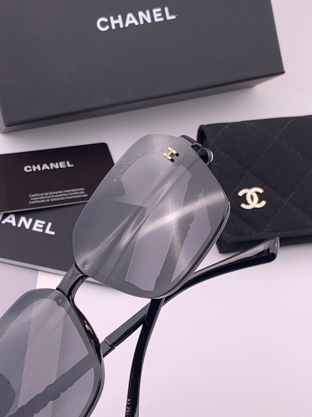 Chanel CH8788 Polarized Oversized Black Lens Sunglasses for Men & Wom - 448962 - detail image 5
