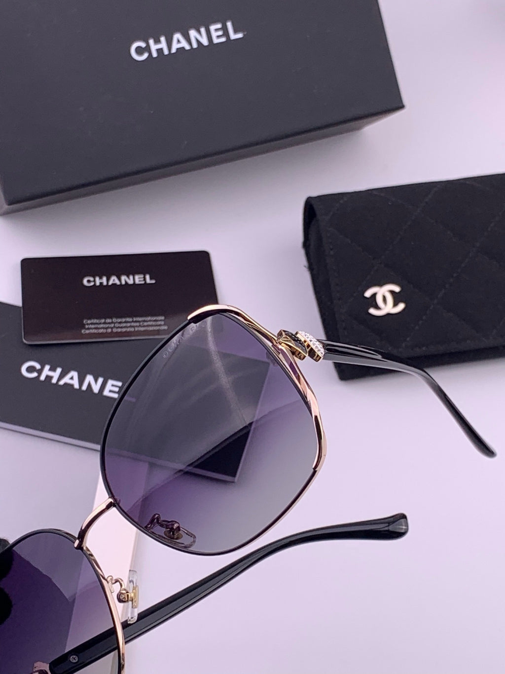 Chanel CH9914 Polarized Fashion Red Lens Sunglasses for Men & Women - 448965 - detail image 3