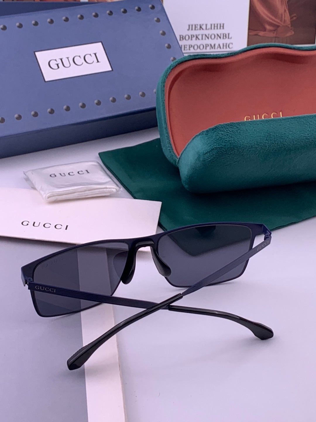 Gucci G6225 Polarized Aviator Gold Lens Sunglasses for Men - detail image 5
