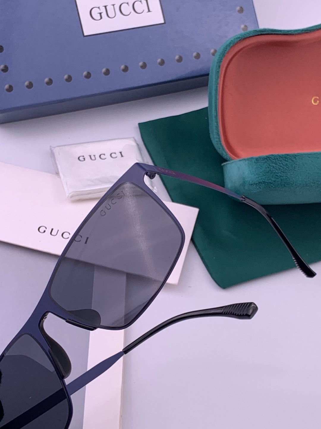 Gucci G6225 Polarized Aviator Gold Lens Sunglasses for Men - detail image 3