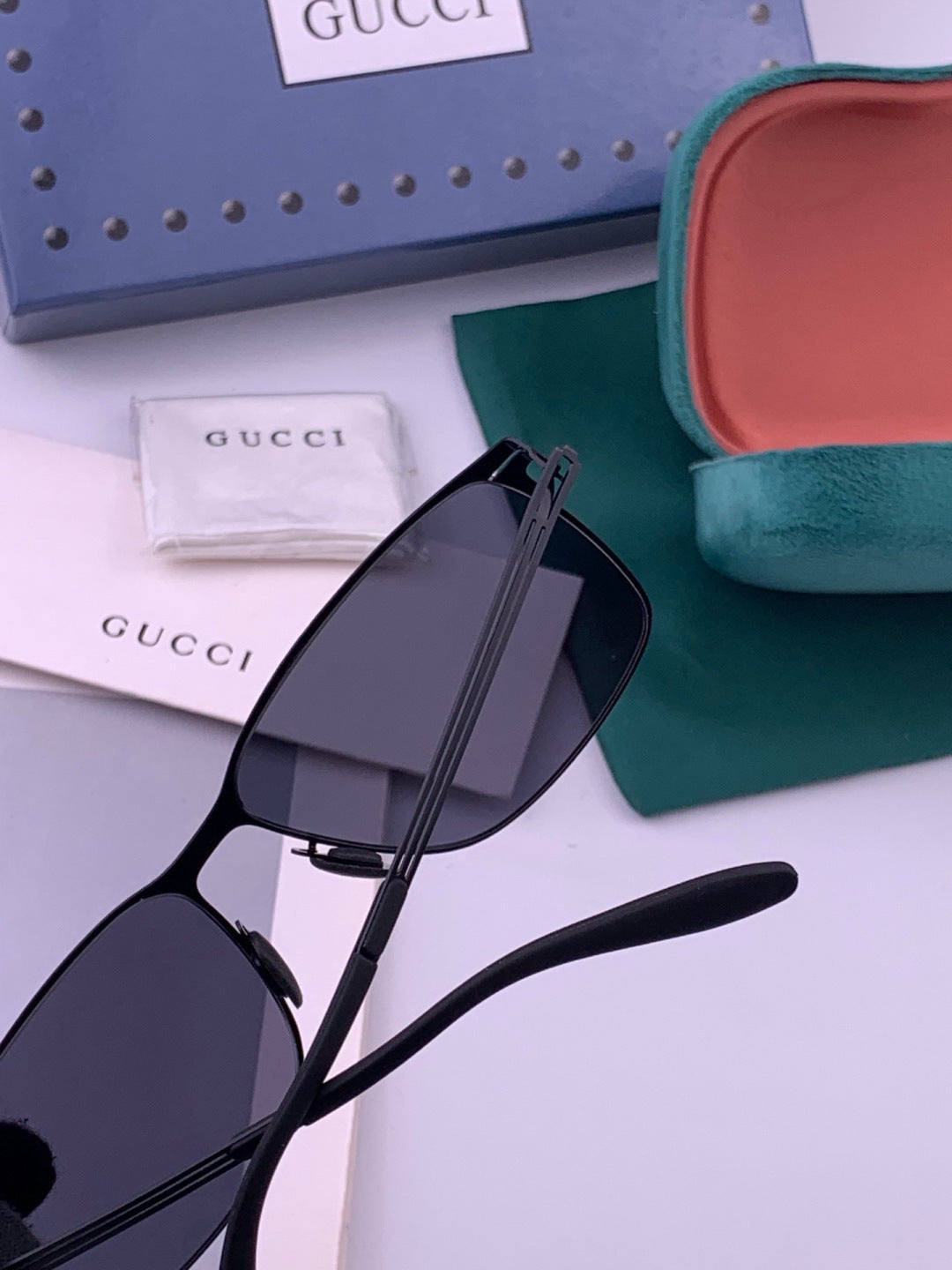 Gucci G7710 Fashion Gold Lens Sunglasses for Men & Women - detail image 5