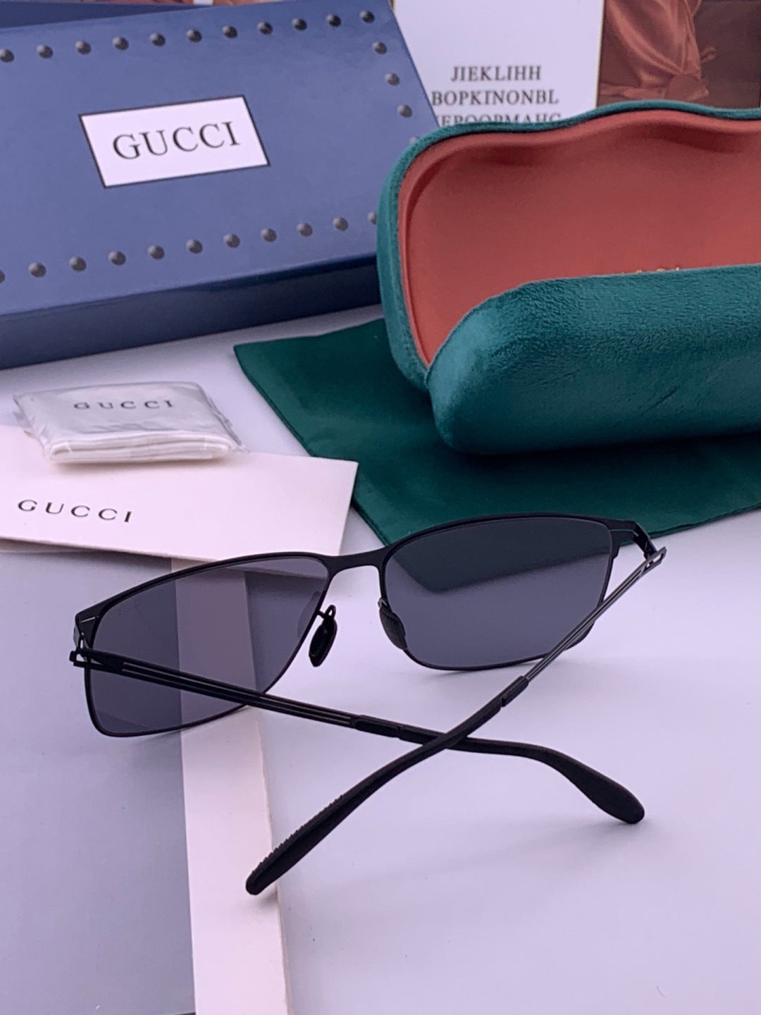 Gucci G7710 Fashion Gold Lens Sunglasses for Men & Women - detail image 3