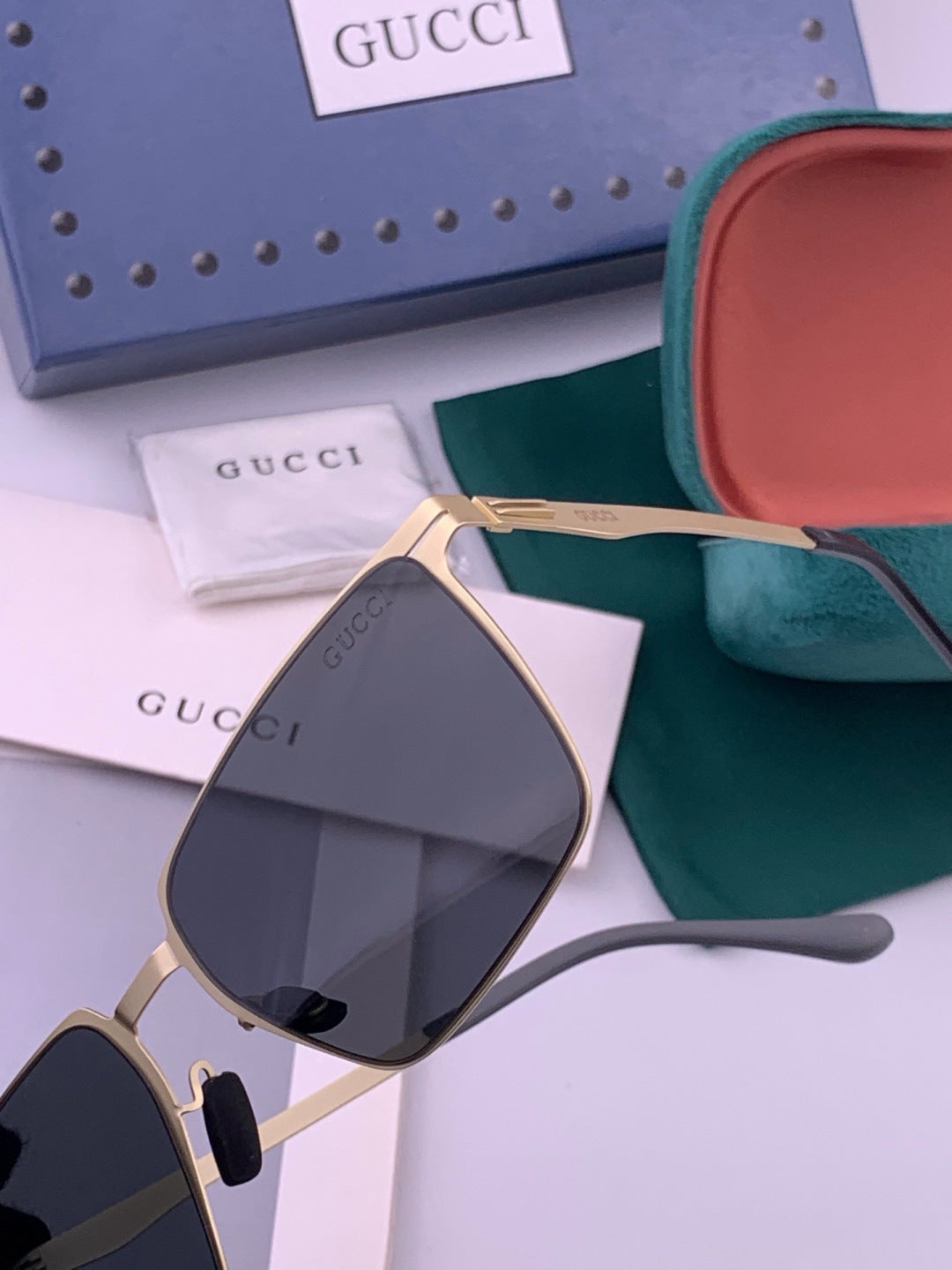 Gucci G9881 Fashion Gold Lens Sunglasses for Men & Women - detail image 4