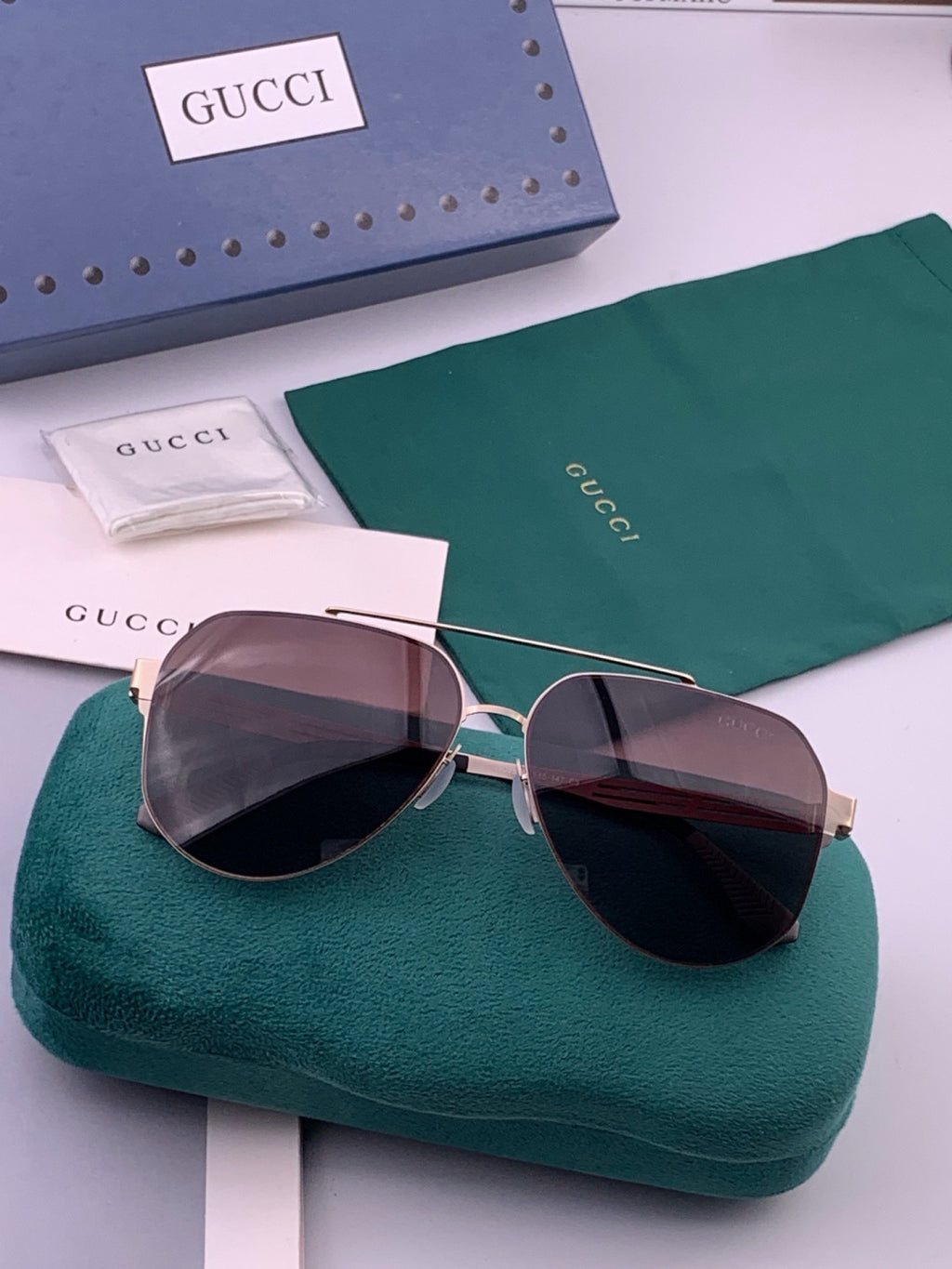 Gucci G5809 Polarized Fashion Gold Lens Sunglasses for Men & Women - detail image 7