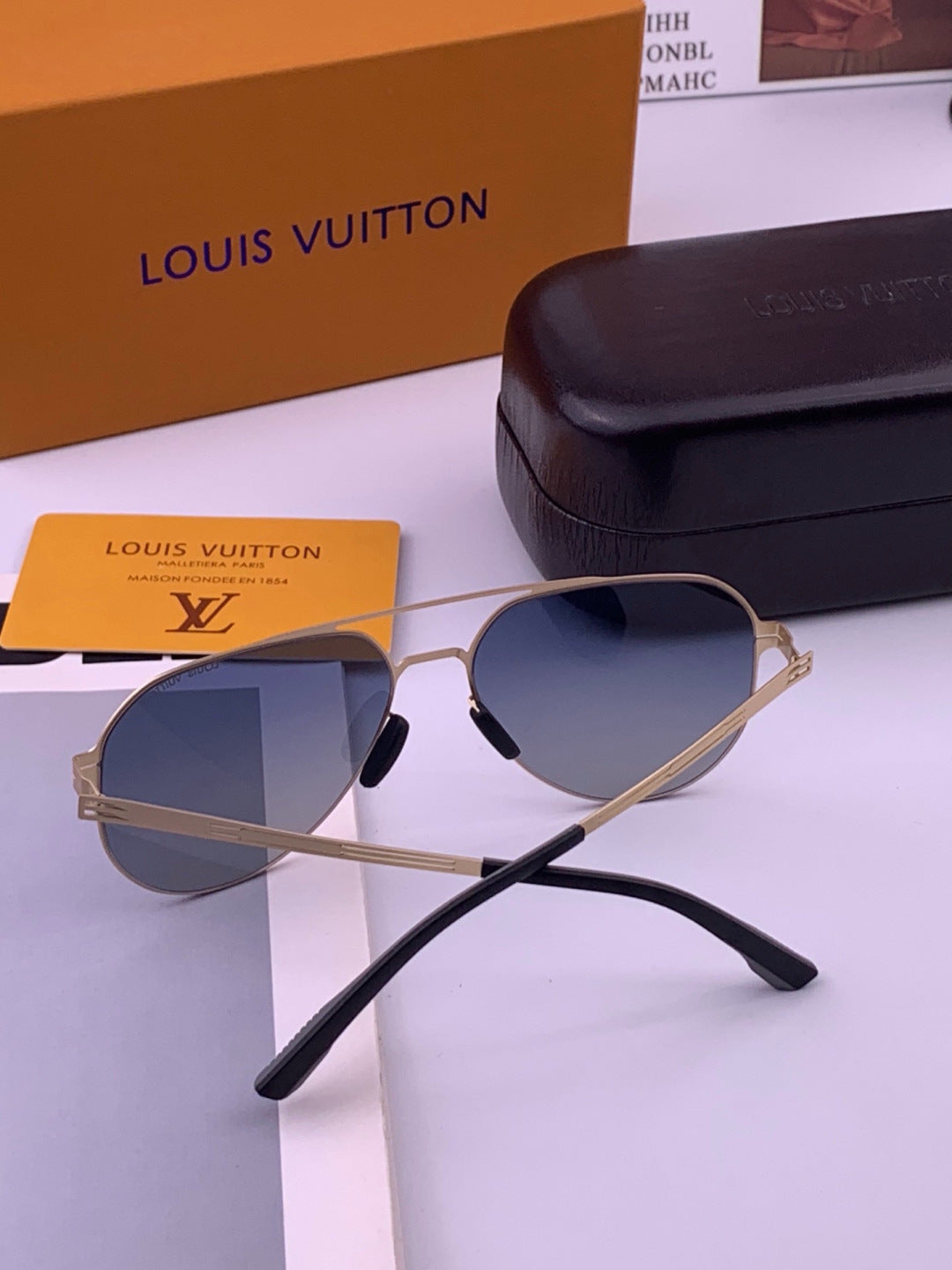 Louis Vuitton L39 Fashion Gold Lens Sunglasses for Men & Women - 448564 - detail image 5