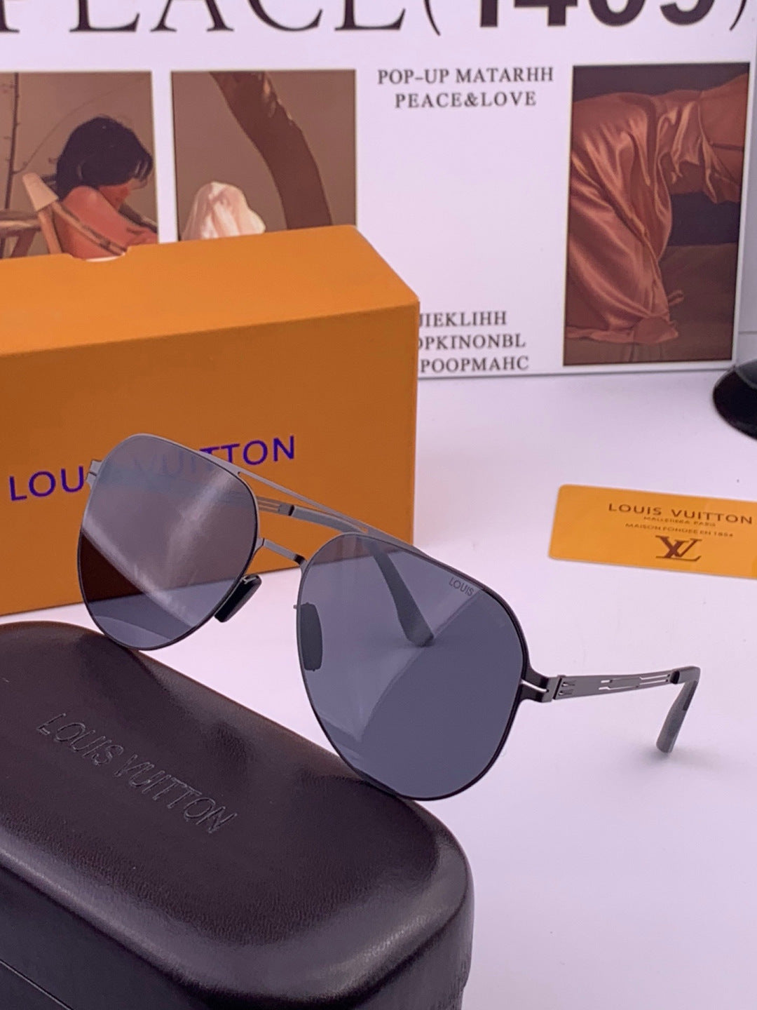 Louis Vuitton L39 Fashion Gold Lens Sunglasses for Men & Women - detail image 2