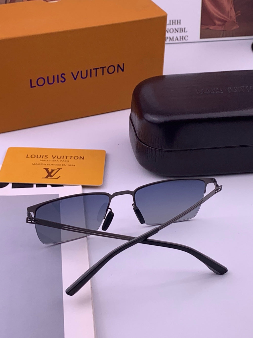 Louis Vuitton L510 Fashion Gold Lens Sunglasses for Men & Women - 448567 - detail image 6