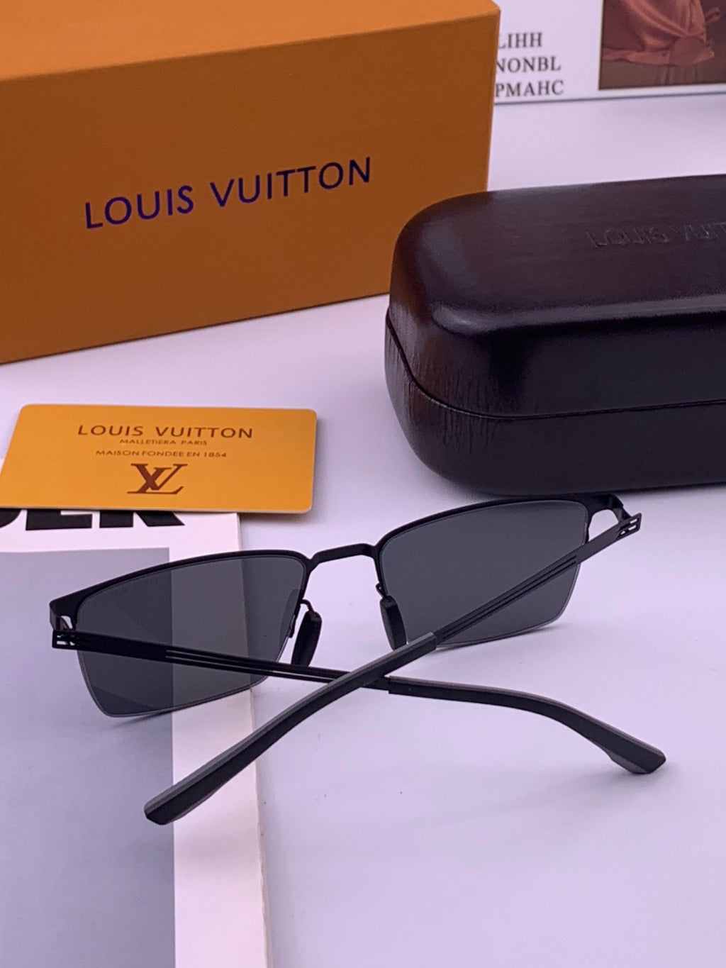 Louis Vuitton L510 Fashion Gold Lens Sunglasses for Men & Women - detail image 6