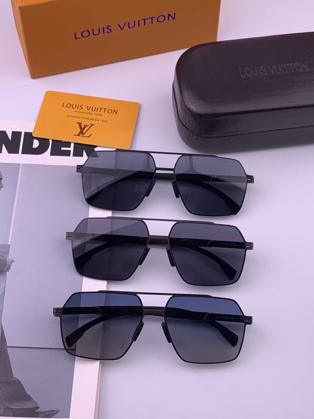 Louis Vuitton L313 Fashion Gold Lens Sunglasses for Men & Women - 448573 - detail image 7