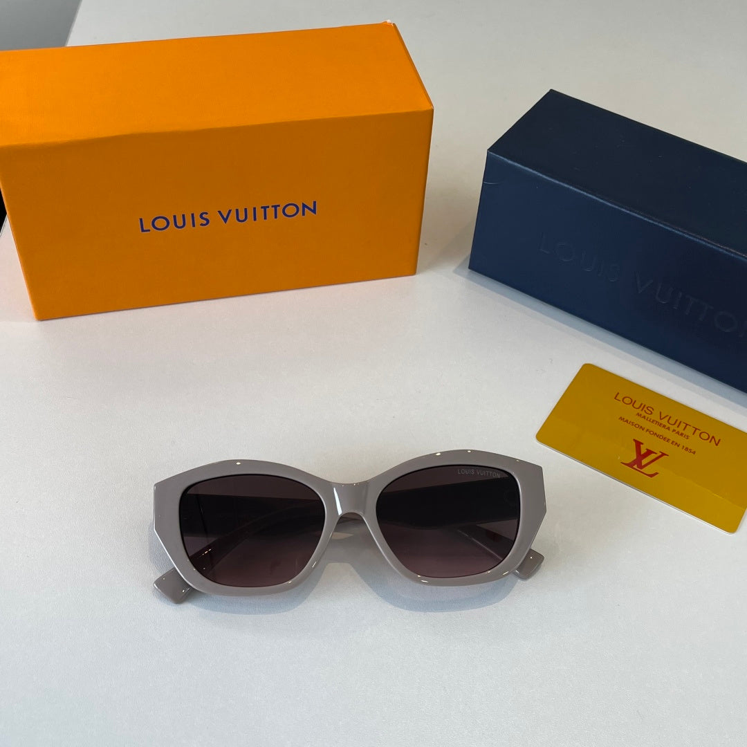 Louis Vuitton Fashion Black Lens Sunglasses for Men & Women - 486273 - detail image 4