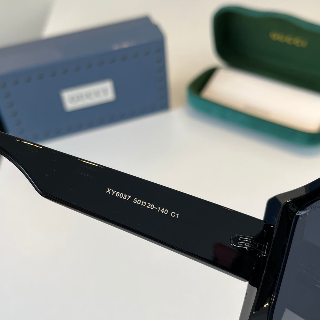 Gucci Fashion Black Lens Sunglasses for Men & Women - 486447 - detail image 8