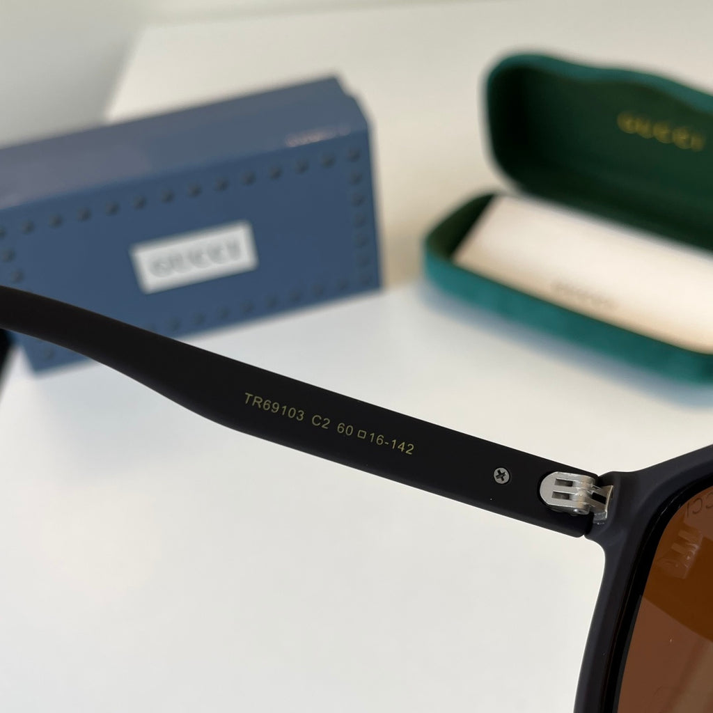 Gucci Oversized Black Lens Sunglasses for Men - detail image 10