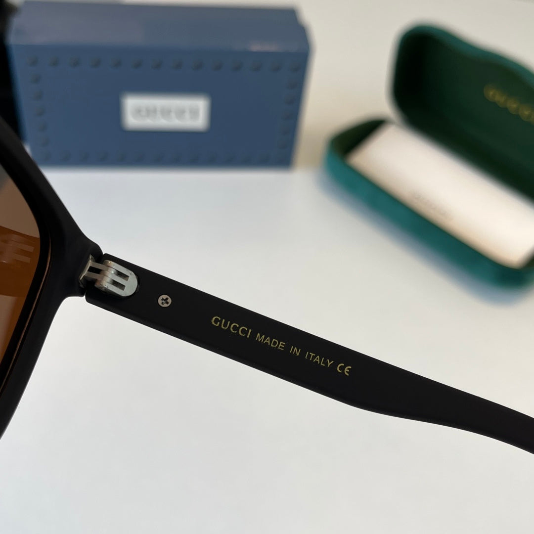 Gucci Oversized Black Lens Sunglasses for Men - detail image 11
