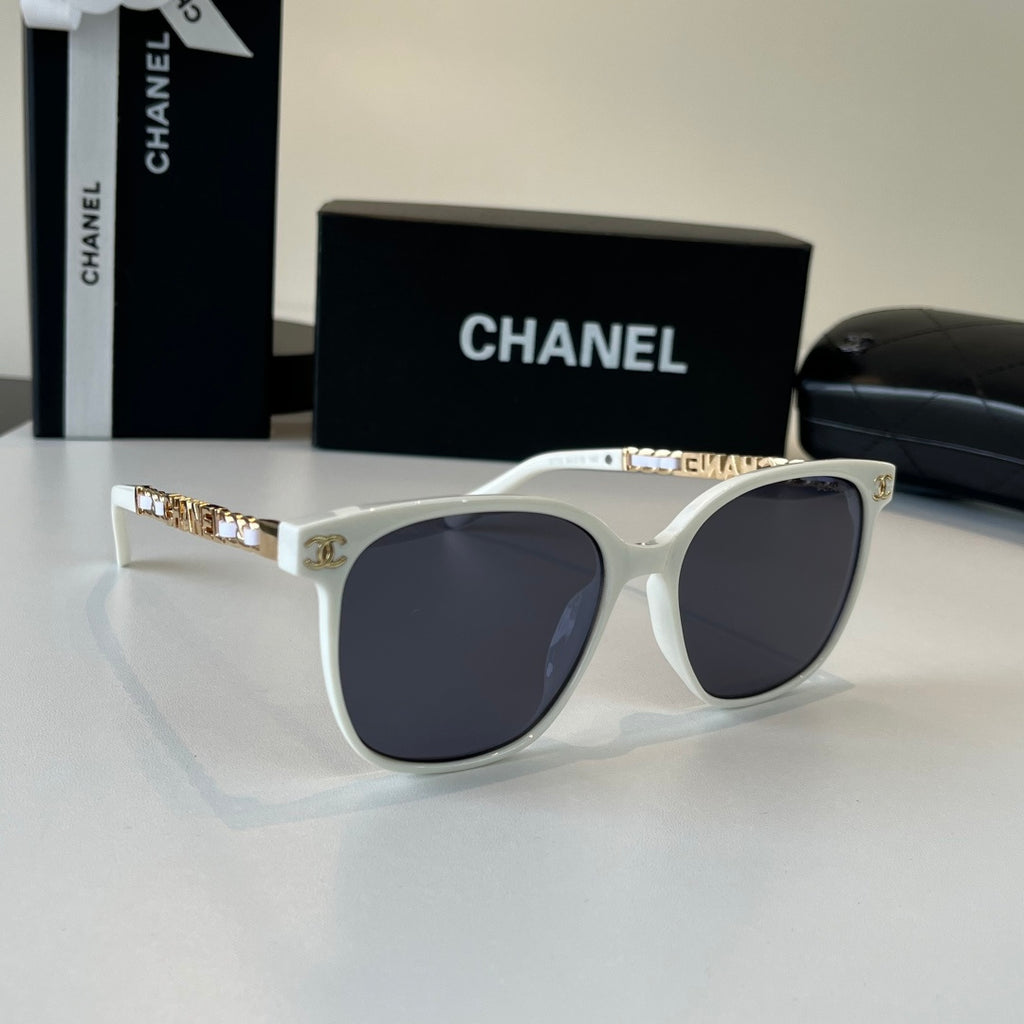 Chanel Fashion Silver Lens Sunglasses for Men & Women - 486525