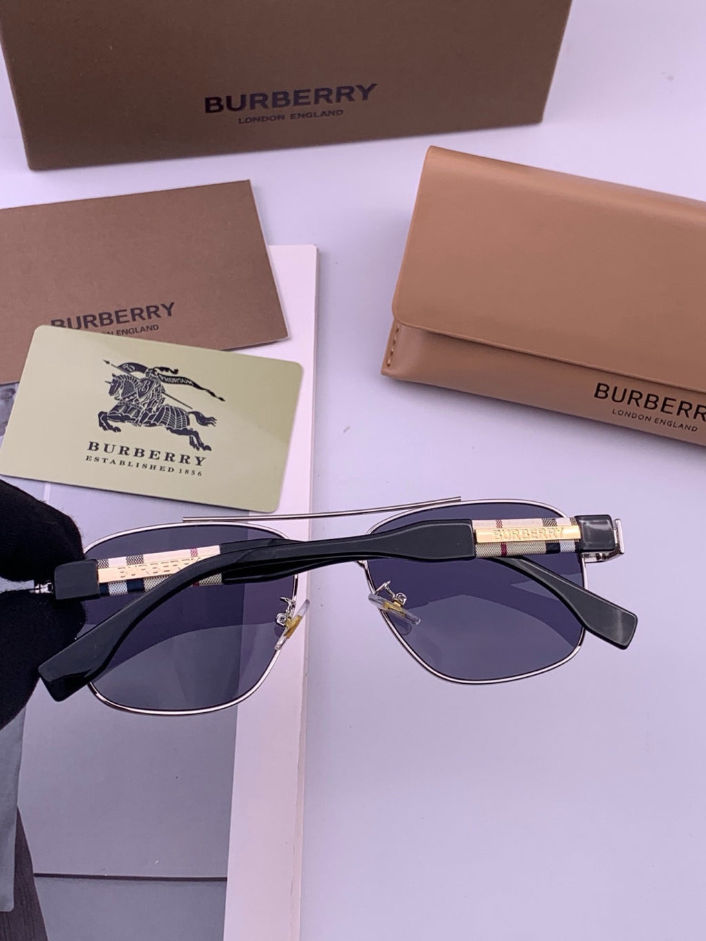 Burberry B201 Aviator Blue Lens Sunglasses for Men - 465952 - detail image 5