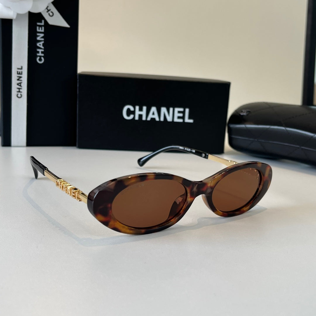 Chanel Fashion Black Lens Sunglasses for Men & Women - 486528