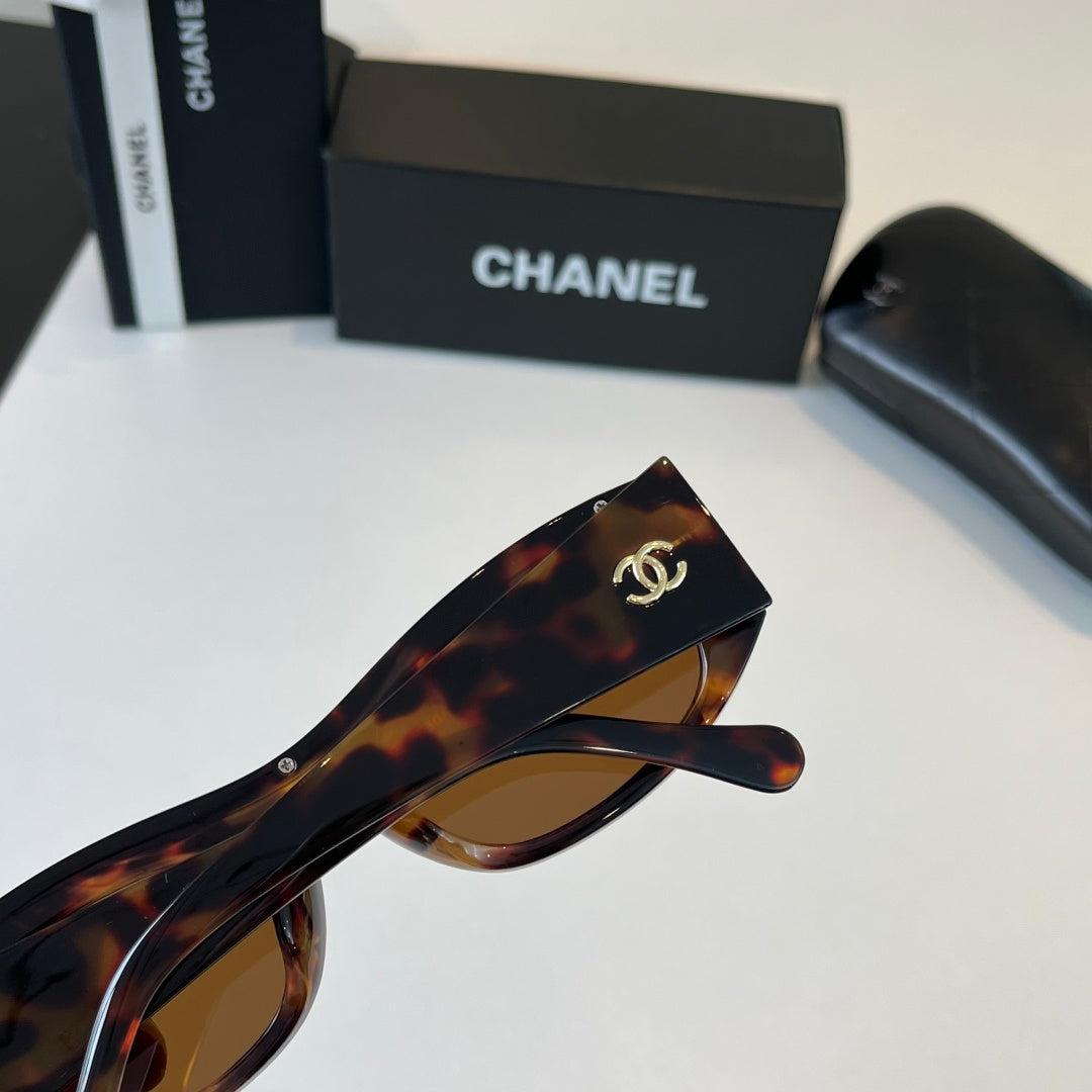 Chanel Fashion Black Lens Sunglasses for Men & Women - 486532 - detail image 5