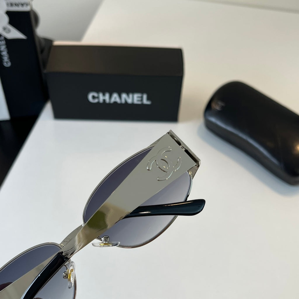 Chanel Oversized Silver Lens Sunglasses for Men & Women - 486535 - detail image 7