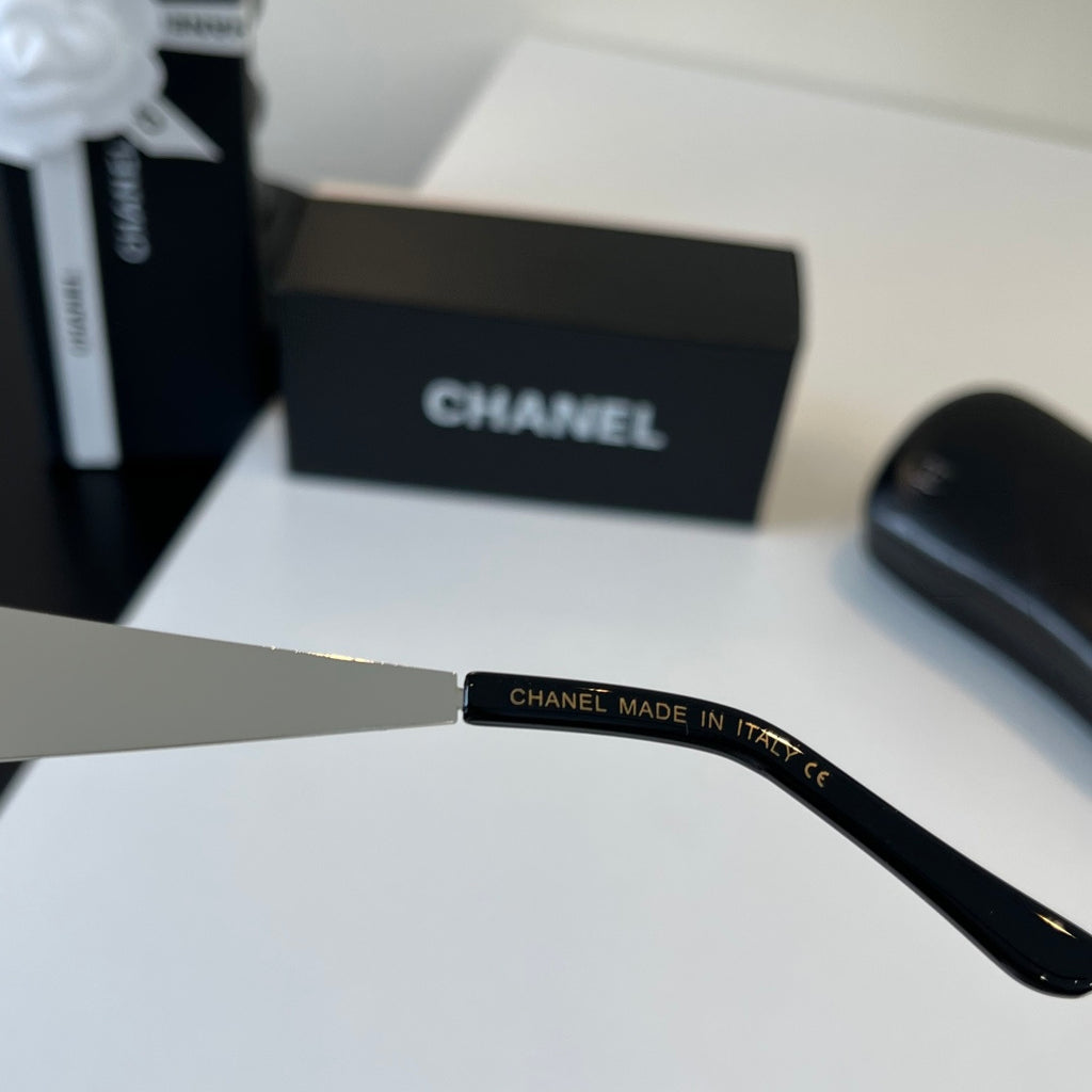 Chanel Oversized Silver Lens Sunglasses for Men & Women - 486535 - detail image 10