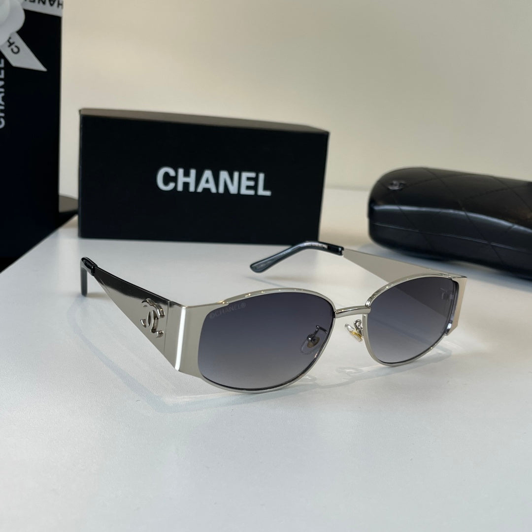 Chanel Oversized Silver Lens Sunglasses for Men & Women - 486535